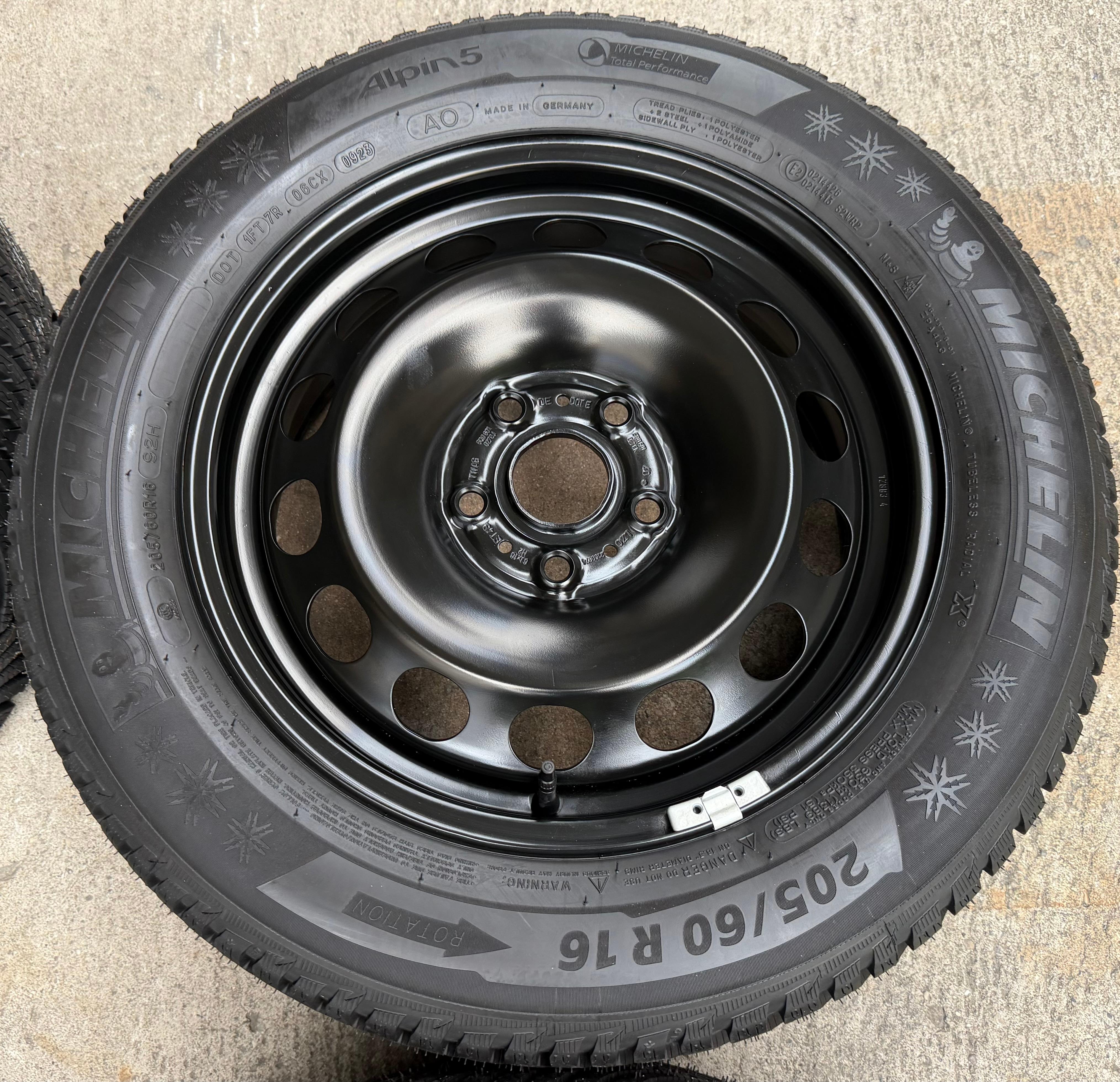 4 Winterräder Audi Q2 GA VW T-ROC A11 205/60R16 92H Michelin Alpin 5 Winterreifen