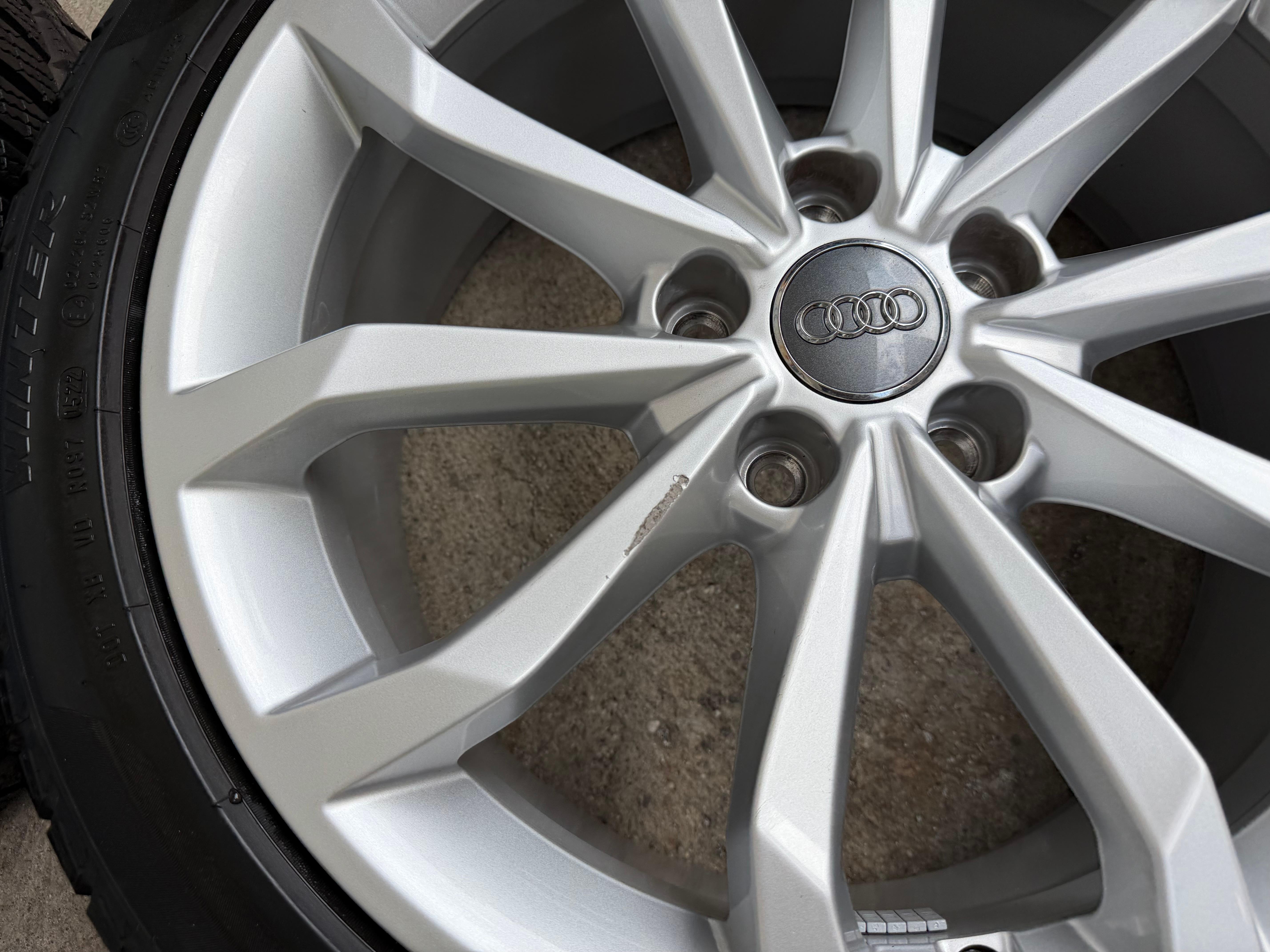4 Original 18" Alu Winterräder Audi A4 S4 8W B9 8W0601025H 245/40R18 97V 2022