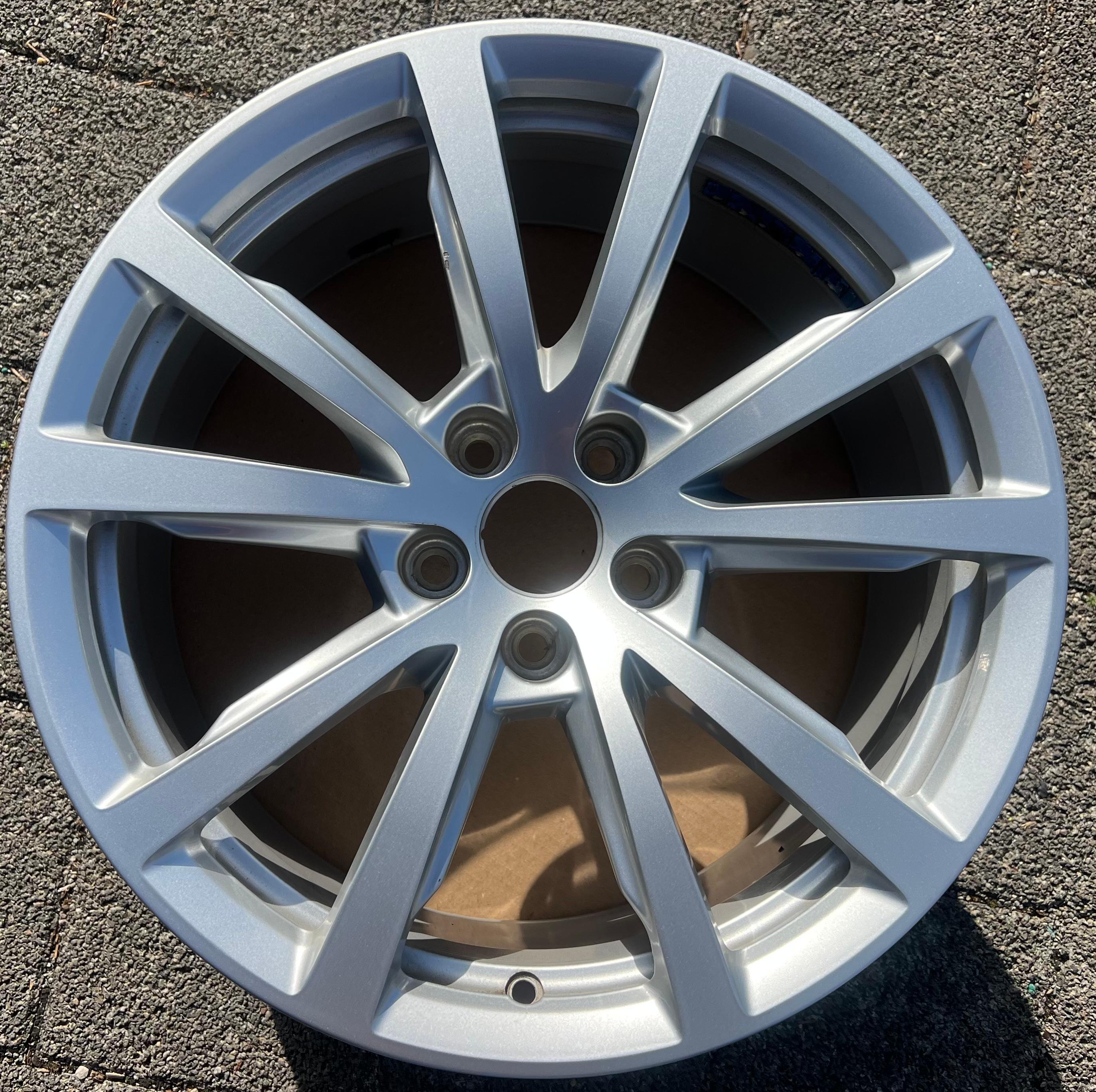 1 X ORIGINAL 18" ALUFELGE FELGE AUDI A8 4N 4N0601025A 8x18 ET29 FREIHAUS