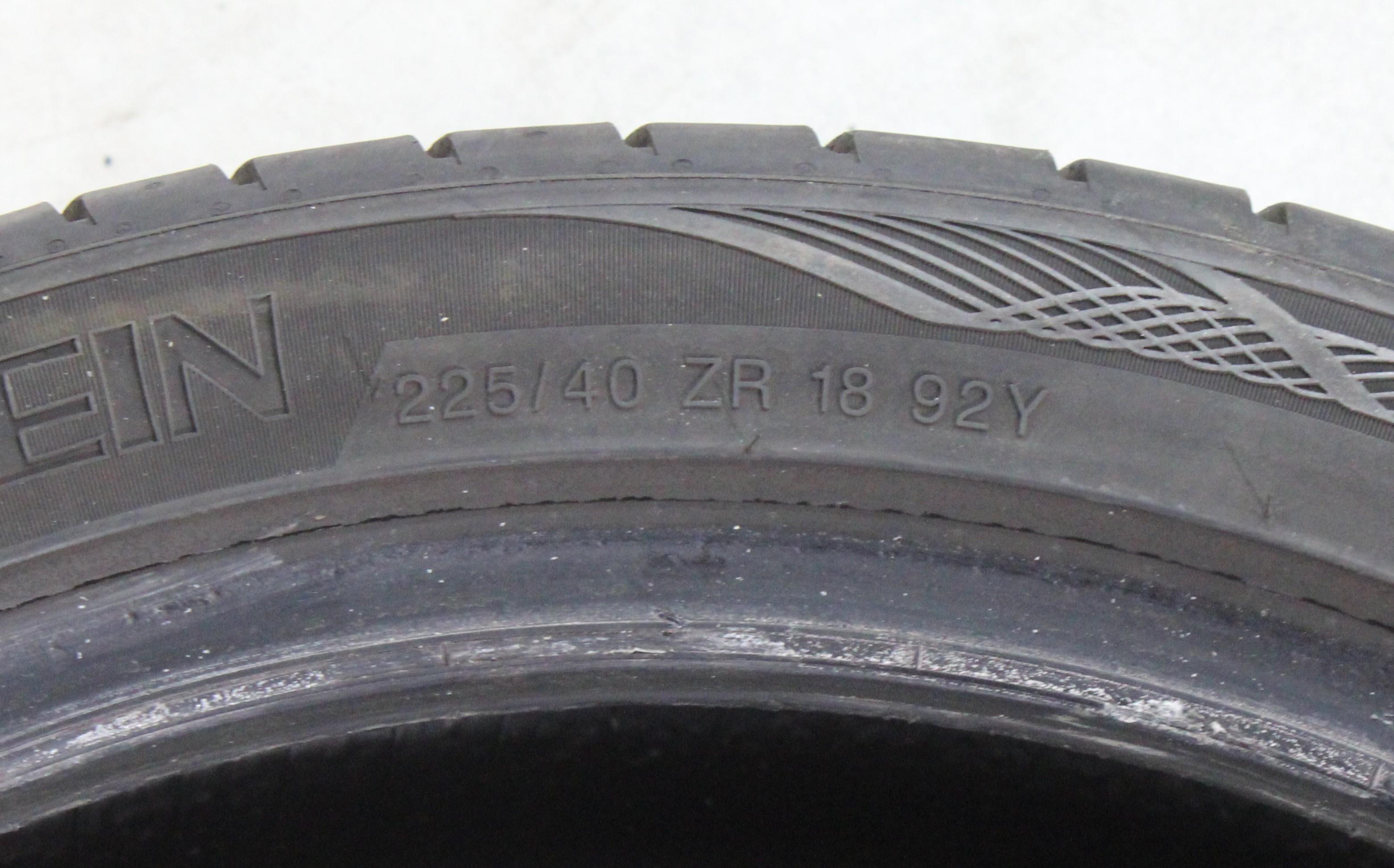 4 x 225/40R18 92Y Sommerreifen Vredestein Ultrac Satin 5-5,5mm 2018 XL