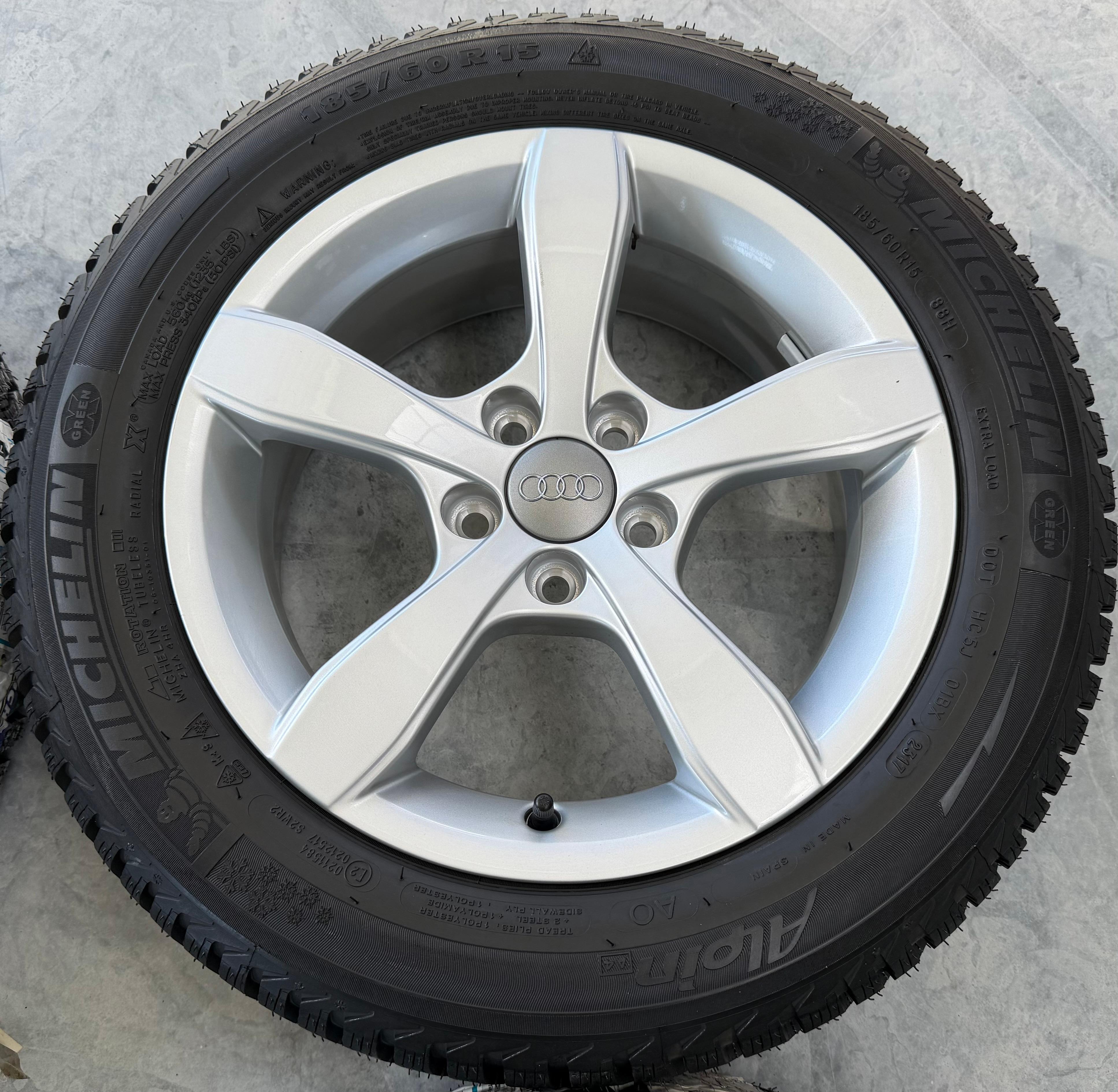 4 Original Alu Winterräder Audi A1 8X 8X0071495 185/60R15 88H Michelin