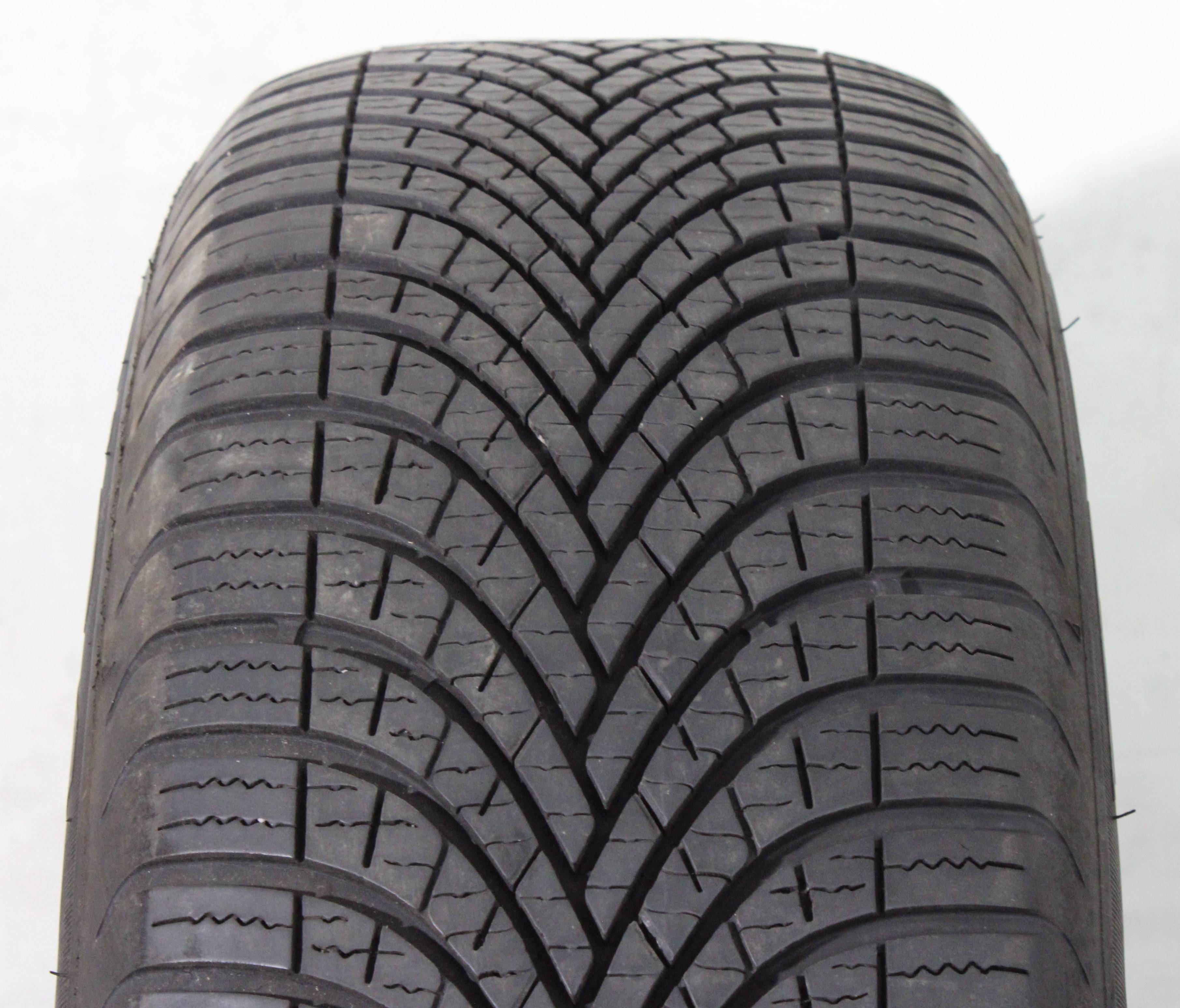 1 x 205/60R16 96H Ganzjahresreifen Debica Navigator 3 5,5mm 2024