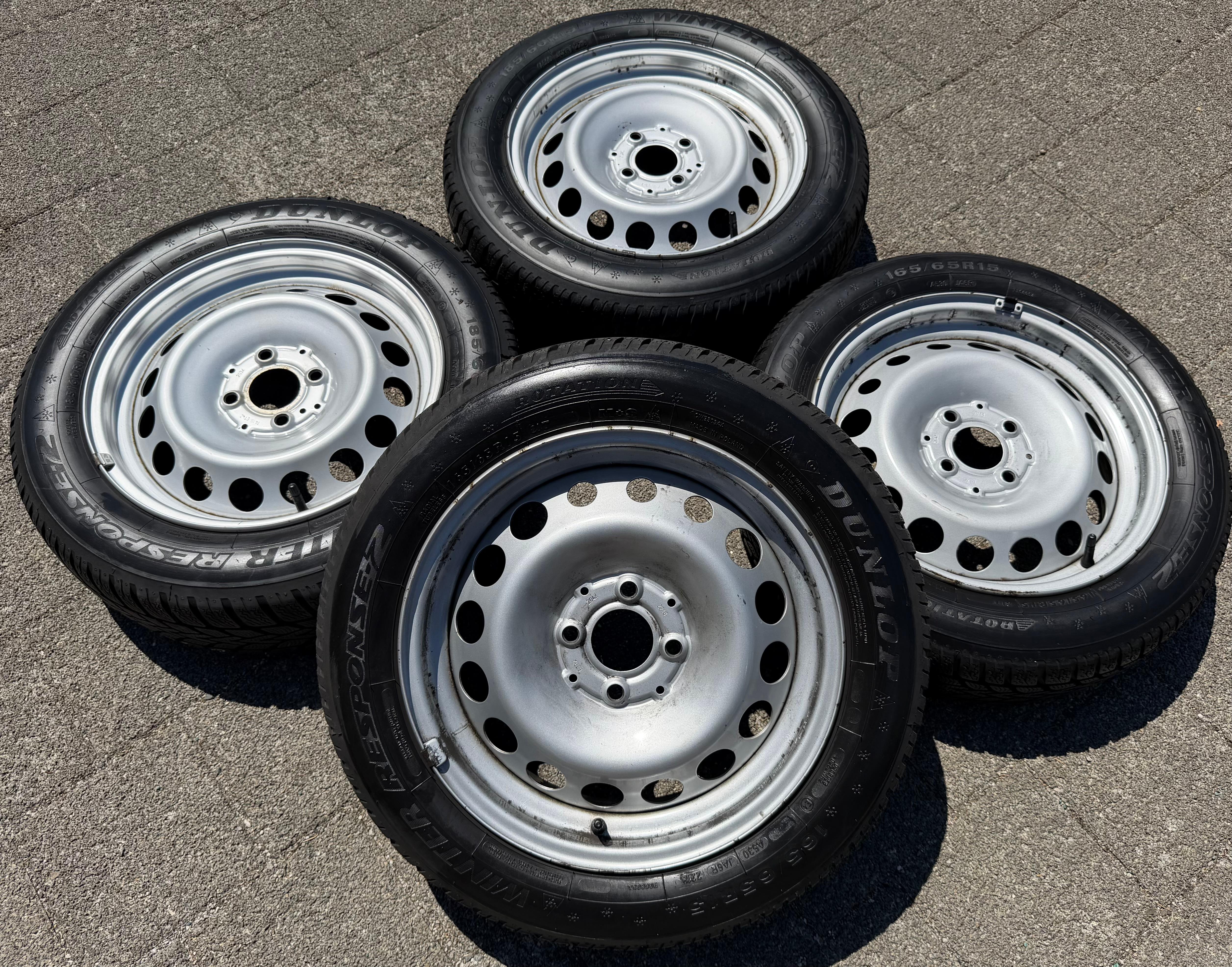 4 ORIGINAL WINTERRÄDER SMART 453 165/65R15 81T 185/60R15 84T DUNLOP RDKS