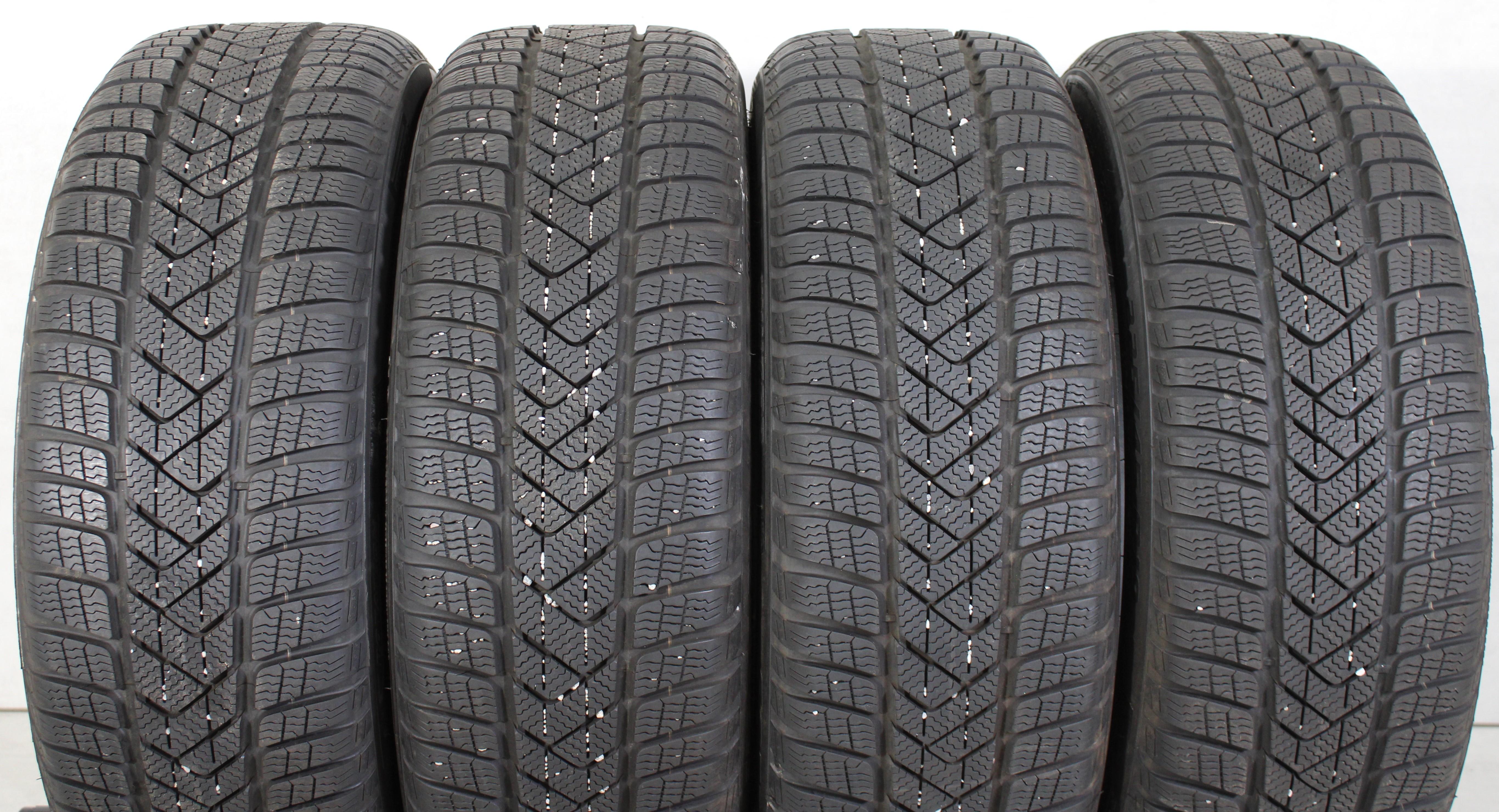 4 x 225/45R19 96V pneumatici invernali Pirelli Sottozero 3 Runflat 7-7,5mm 2020 *