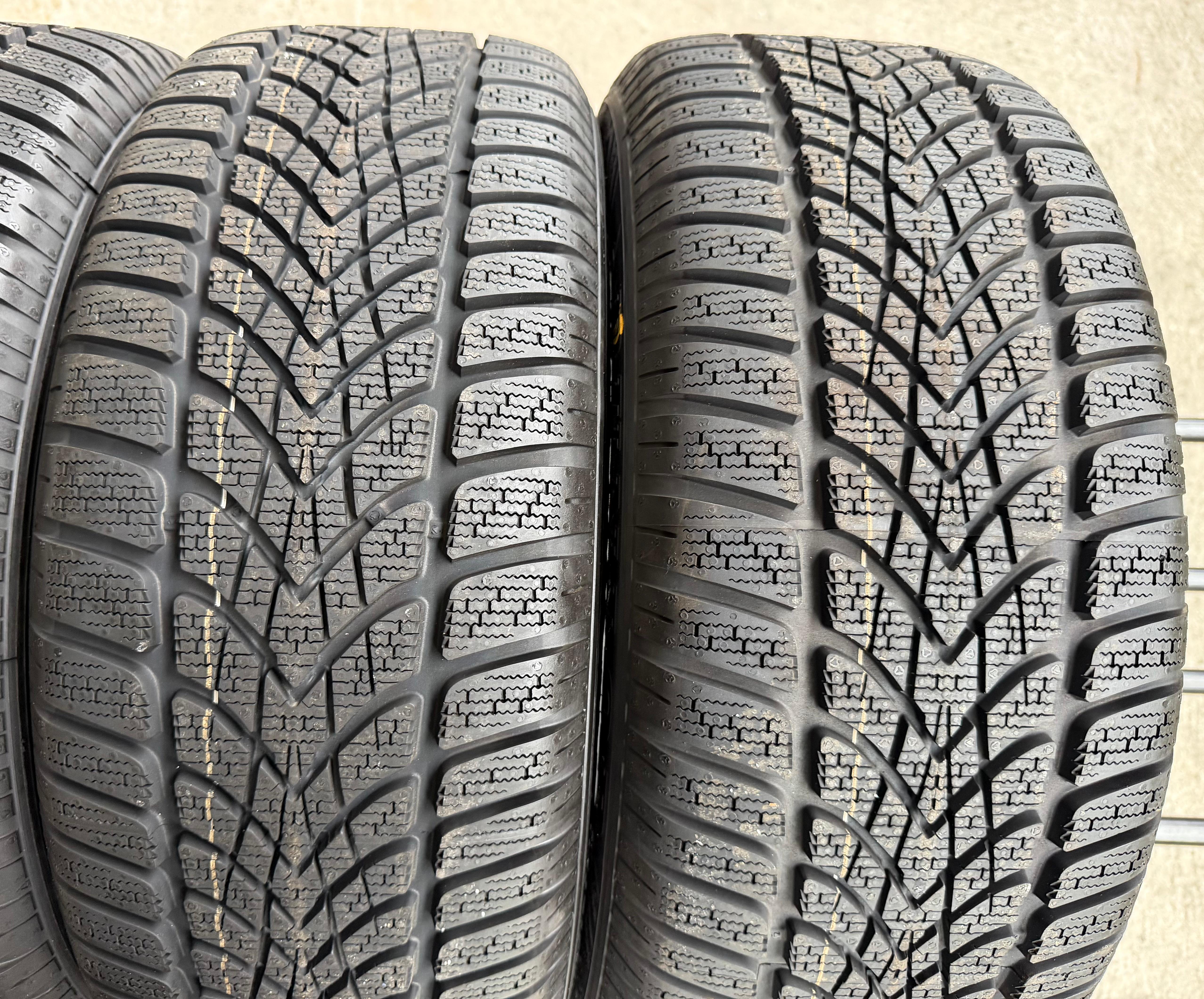 4 RUOTE IN LEGA ORIGINALI DA 17" PER L’INVERNO AUDI A5 F5 8W 225/50R17 98H 8W0601025AE DUNLOP