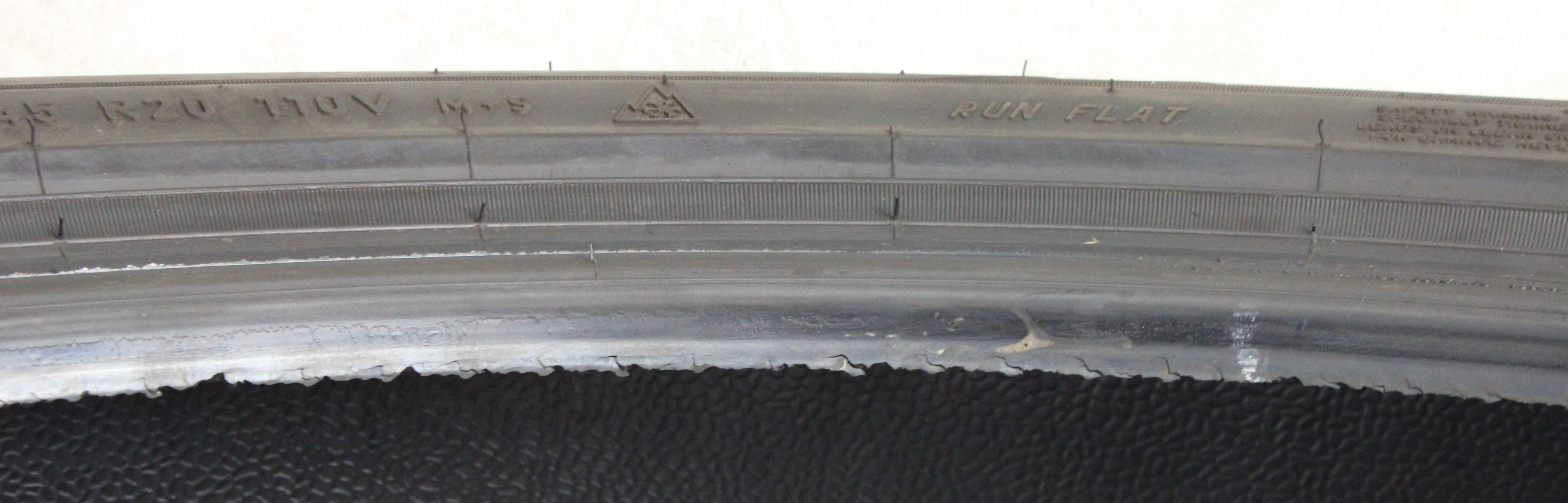 1 pneumatico invernale Pirelli Scorpion Winter* Runflat 275/45R20 110V, 6,5-7 mm, 2024
