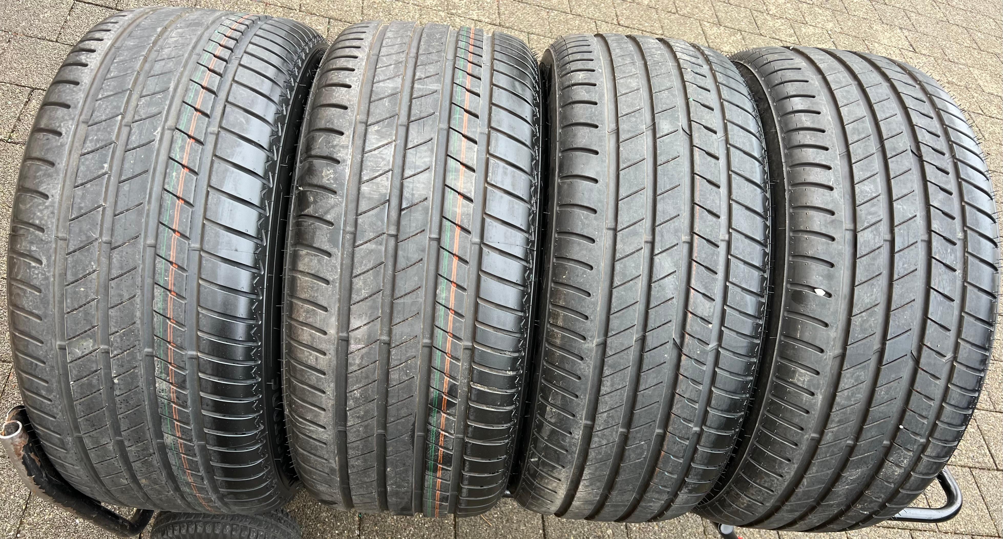 4 CERCHI ESTIVI ORIGINALI IN ALLUMINIO DA 20" BMW X5 G05 X6 G06 STYLING M740 275/45R20 110Y 305/40R20 112Y