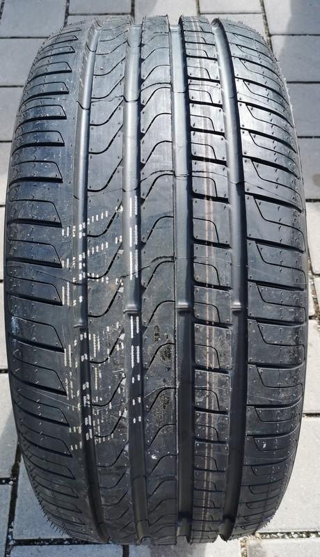 1 x 255/40R18 95V zomerband Pirelli Cinturato P7 Runflat 8mm 2014