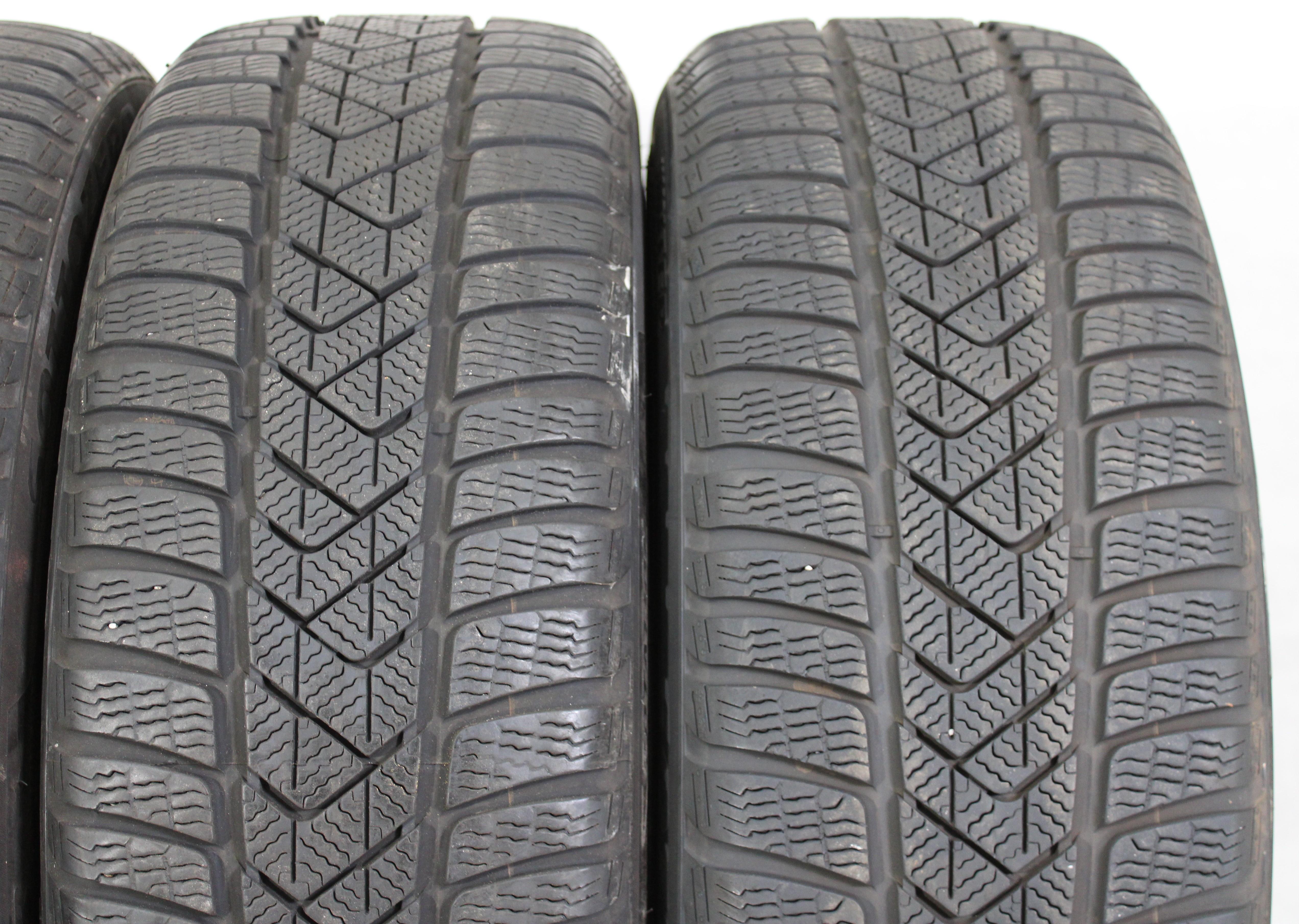 4 x 225/45R19 96V Winterreifen Pirelli Sottozero 3 Runflat 2x6-6,5mm/2x6,5-7mm 2018/2019/2x2020 *