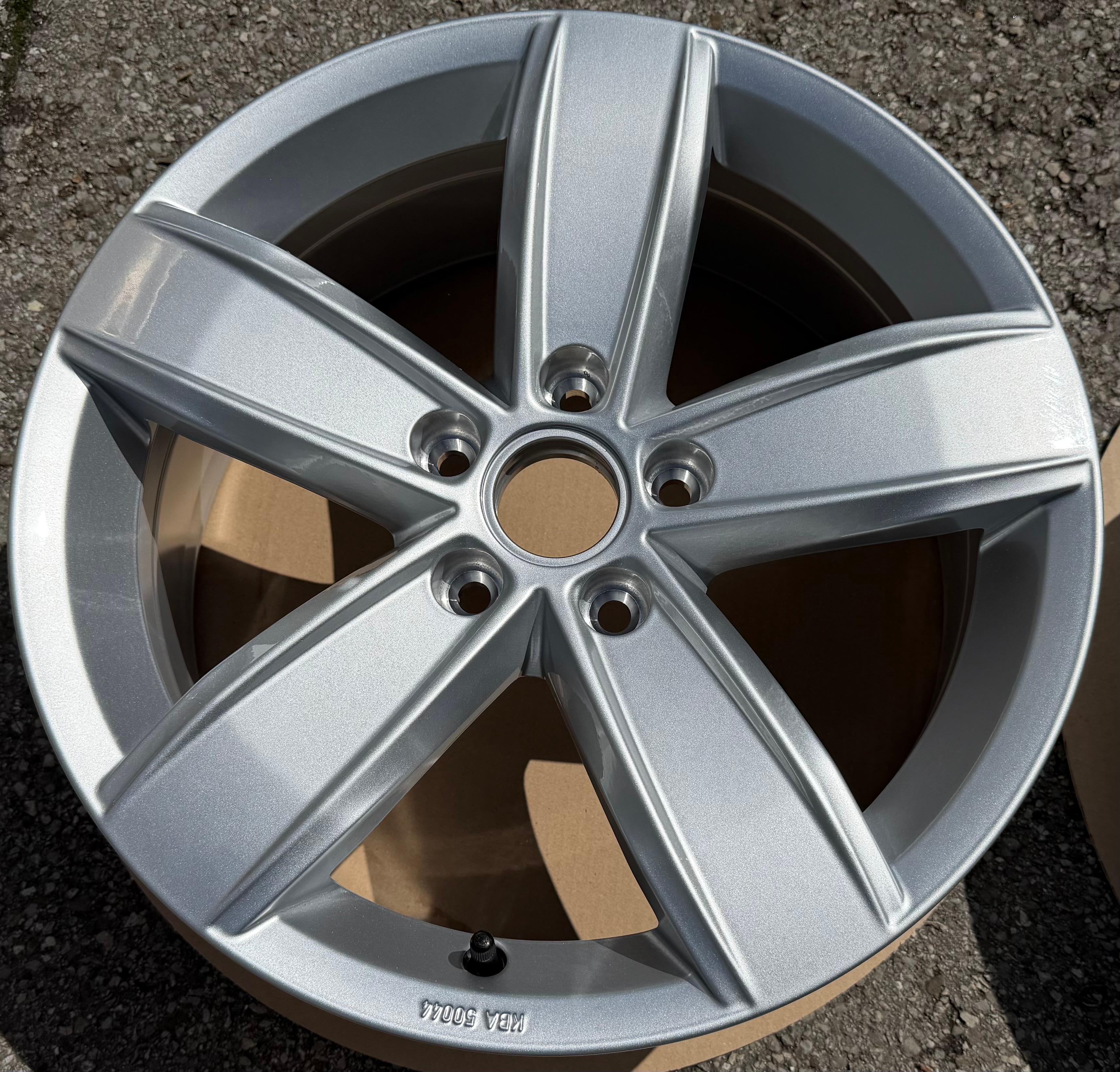 4 llantas de aleación originales de 17" para VW Passat 3G B8 Corvara, 6,5x17 ET41, 3G0071497B, nuevas