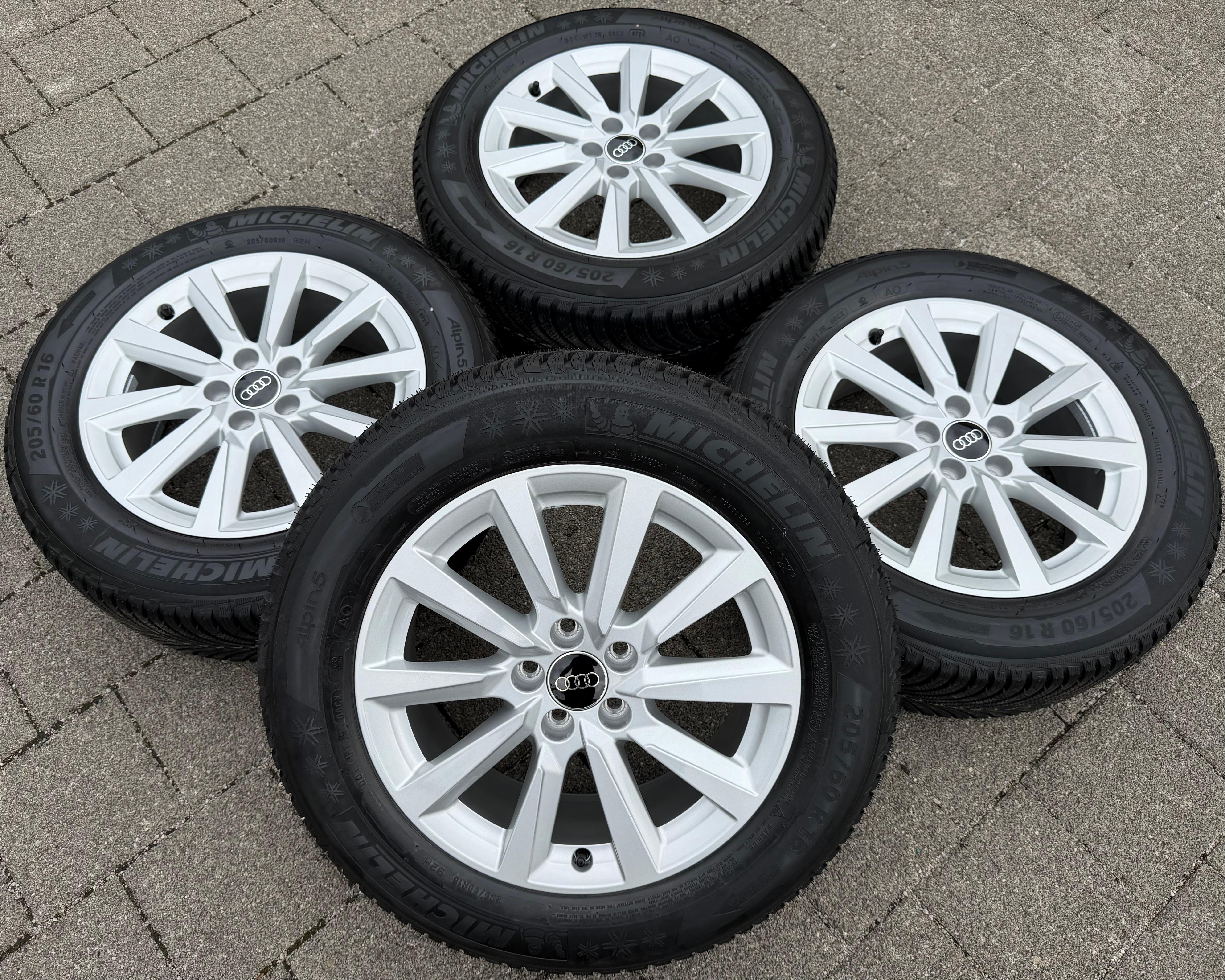 4 Original Alu Winterräder Audi A1 GB GBH 82A601025C 205/60R16 92H 2024 NEU