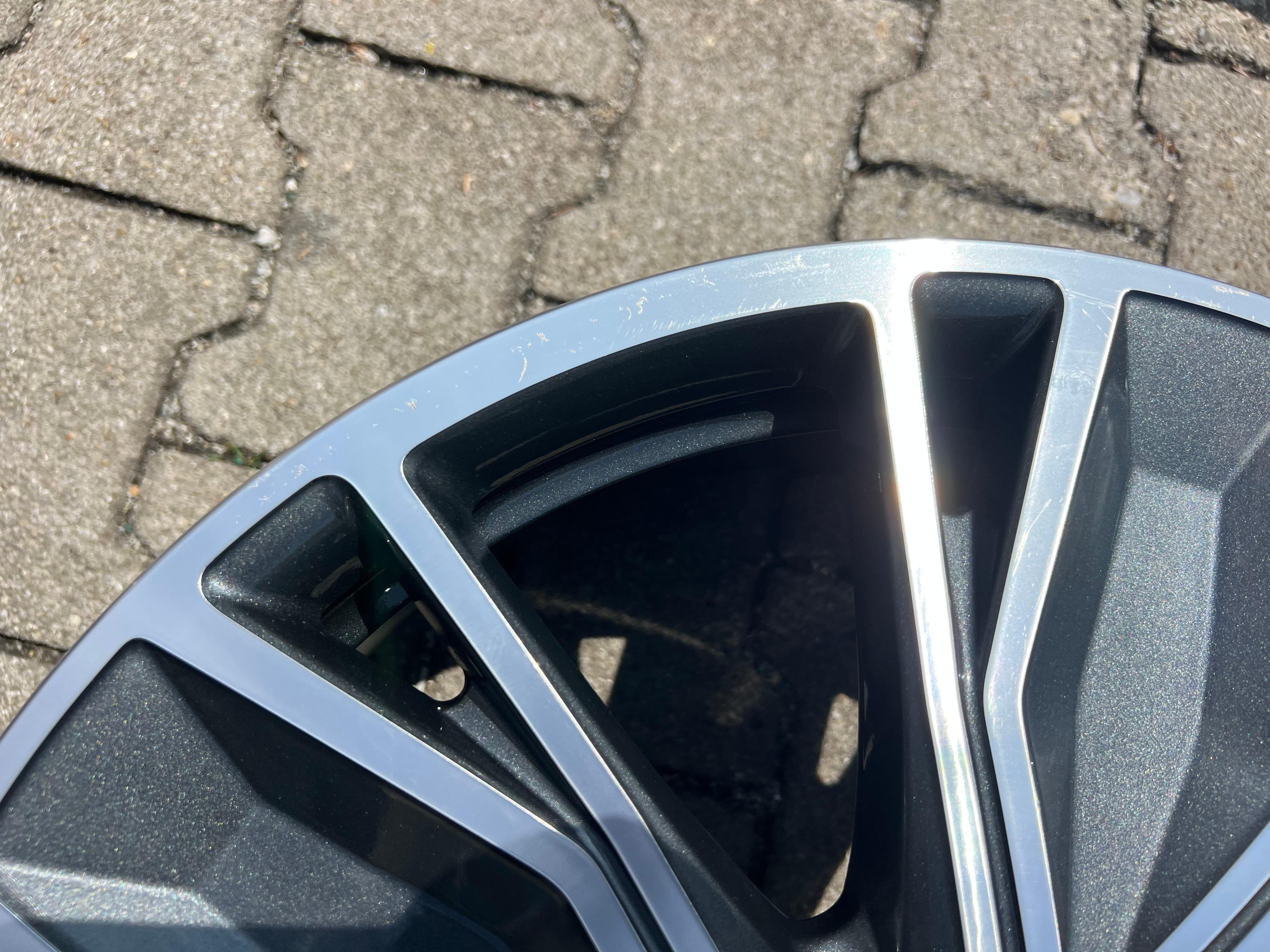 1 X ORIGINAL 19" ALUFELGE AUDI A5 S5 F2 B10 8B3601025AT 8x19 ET44 FREIHAUS