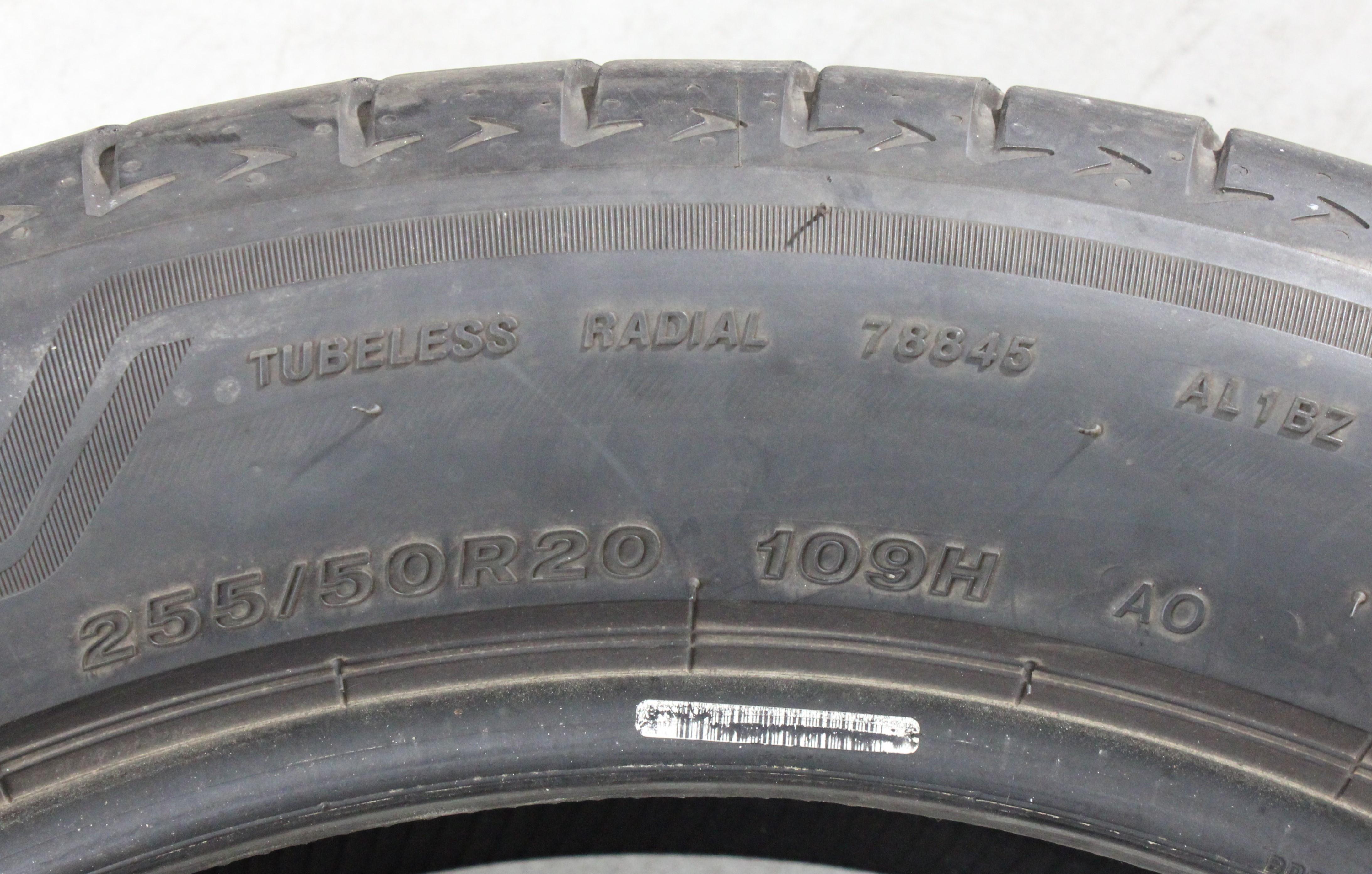 4 pneus été Bridgestone Alenza 001 AO 255/50R20 109H, usure 6-6,5 mm, 2x2020/2x2021