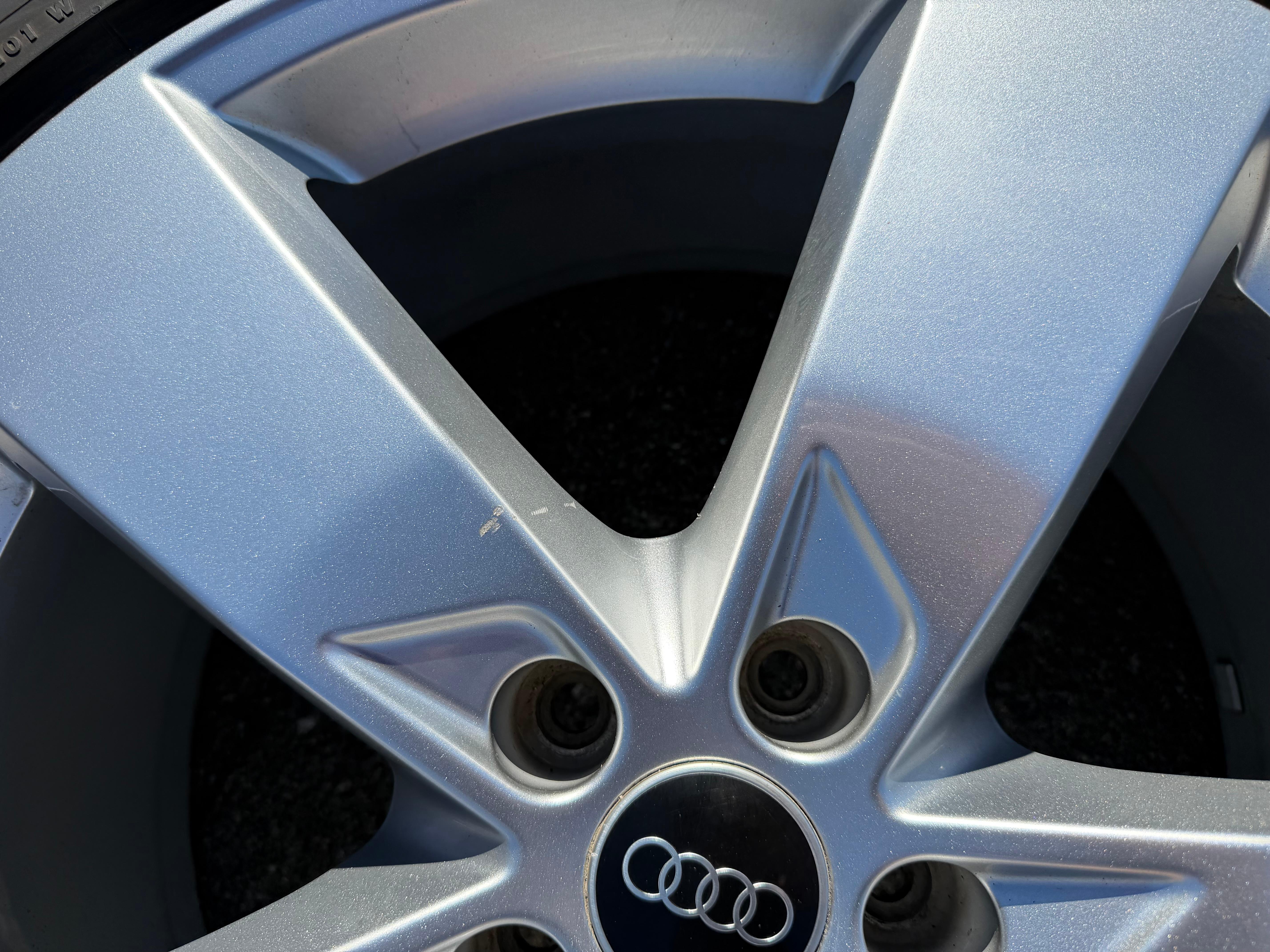 4 Original 20" Alu Winterräder Audi A6 S6 C8 F2 4K0601025K 255/40R20 101W Continental