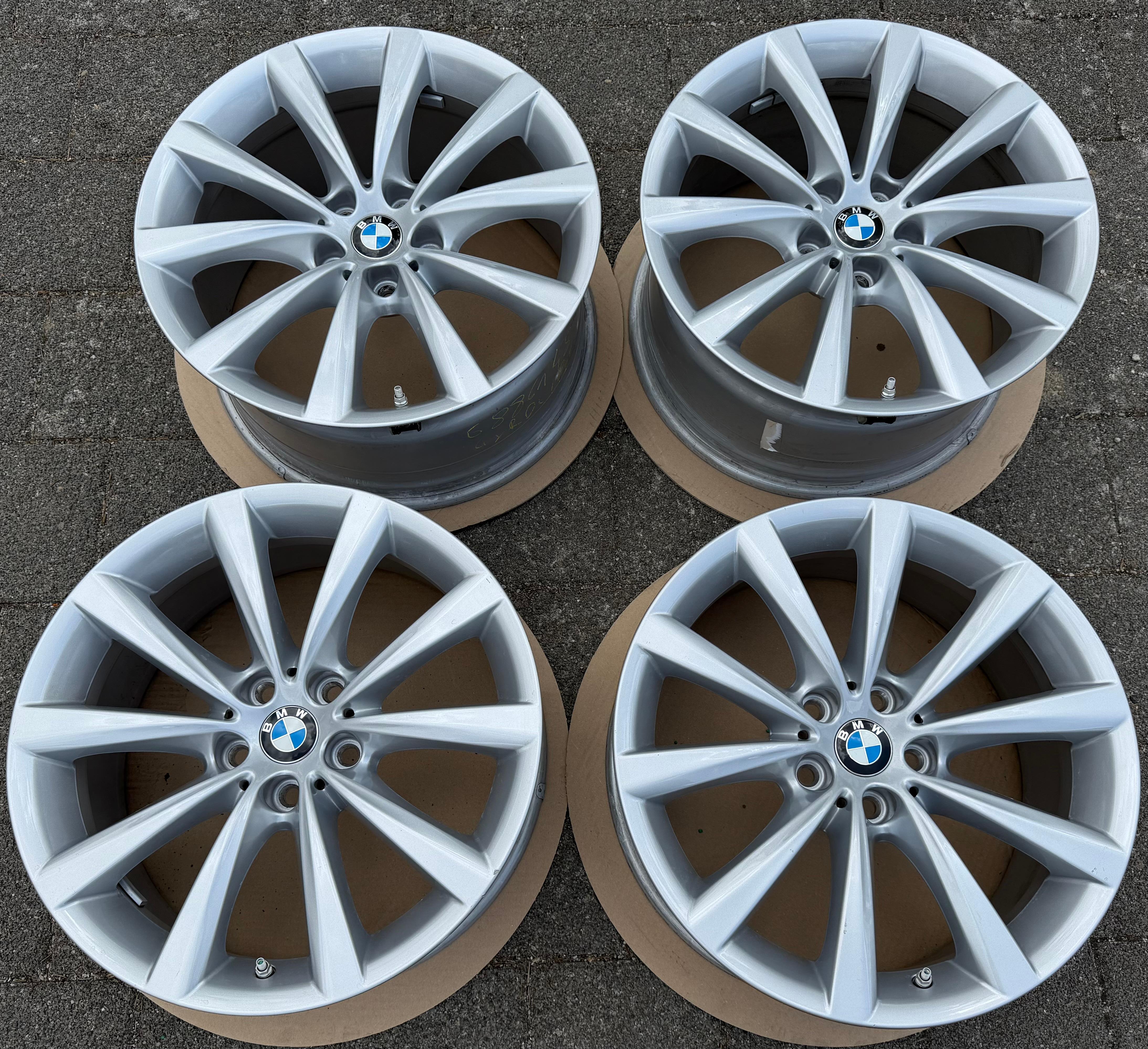4 cerchi in lega originali da 18" per BMW Serie 5 (G30, G31), Serie 8 (G14, G15, G16) e Serie 6 (G32) - 8x18 ET30, 9x18 ET41