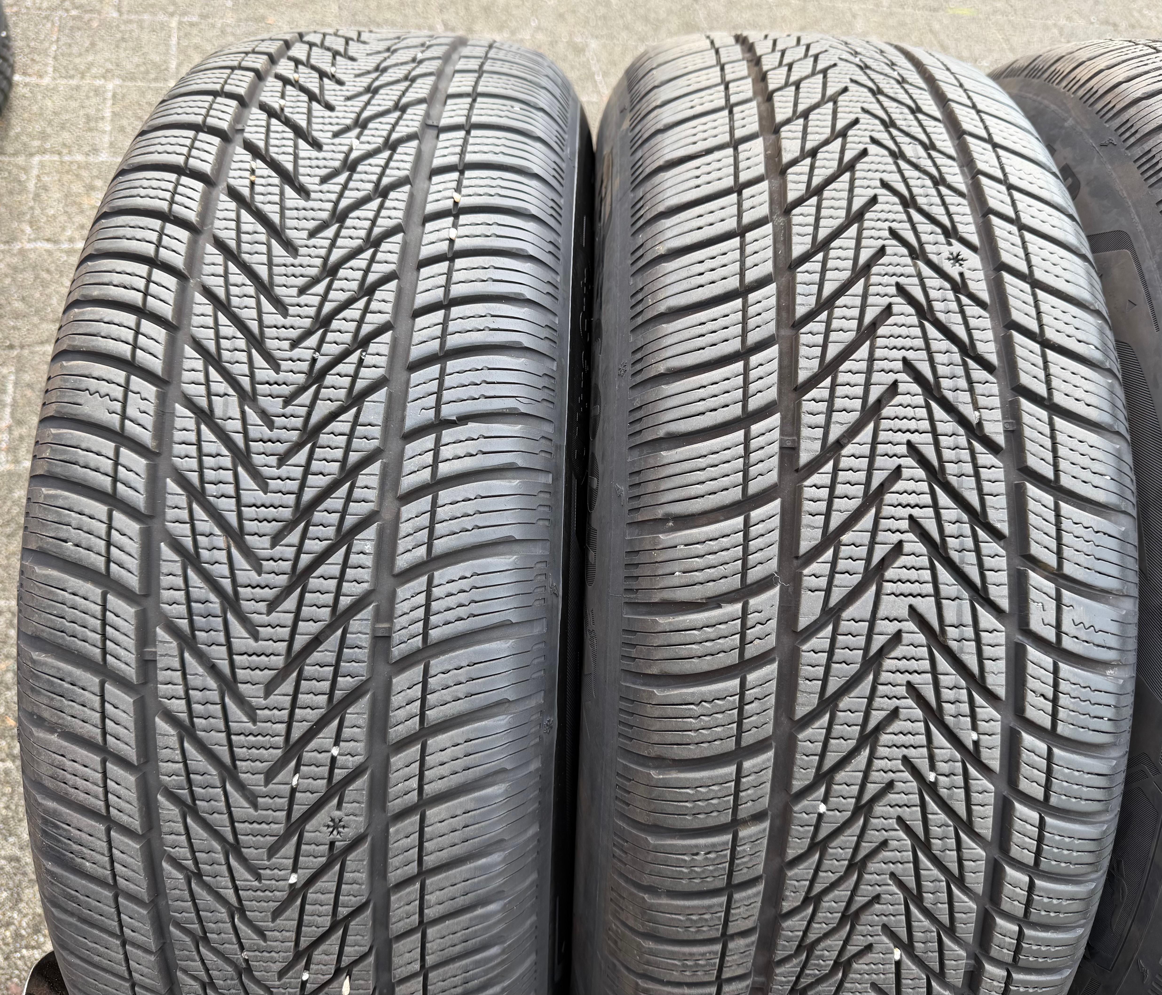 4 ruedas de invierno de aleación originales de 18" para Volvo XC60 II 31423851 235/60R18 107H Goodyear 2025
