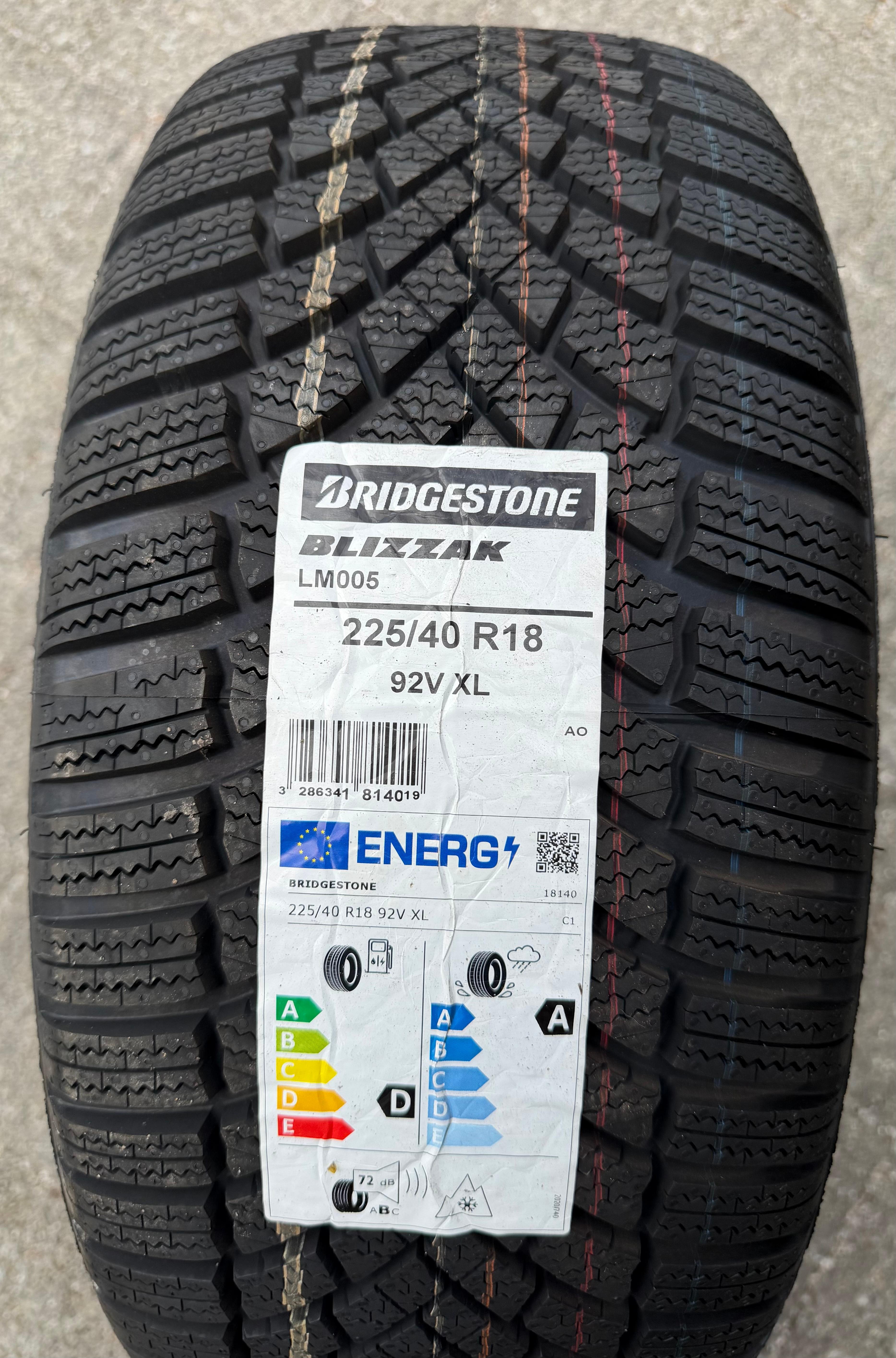 1 x 225/40R18 92V Winterreifen Bridgestone Blizzak LM005 AO NEU 2023