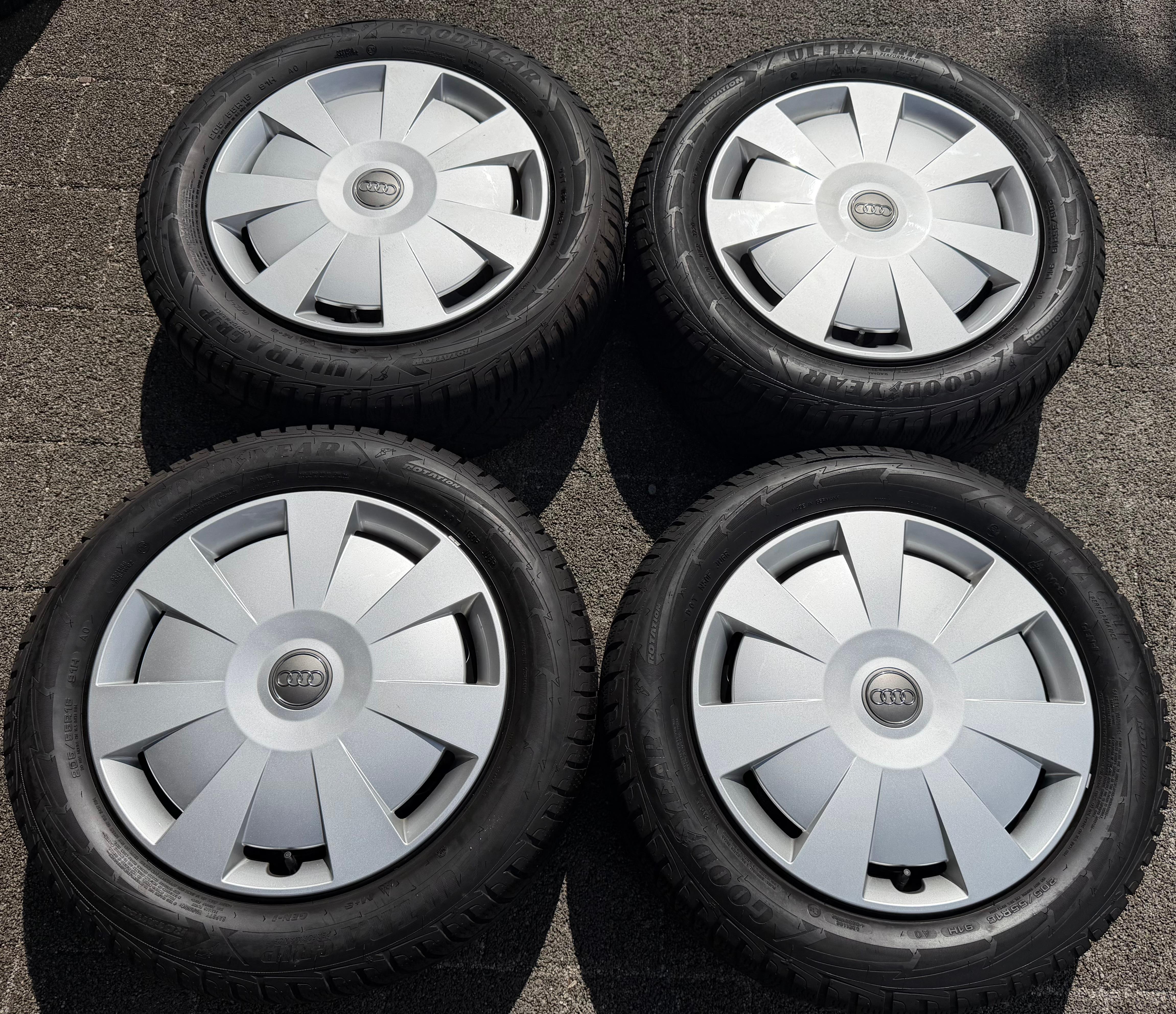 4 Winterräder Audi A3 8V Sportback Cabrio  205/55R16 91H Goodyear 8V0601027A 2020