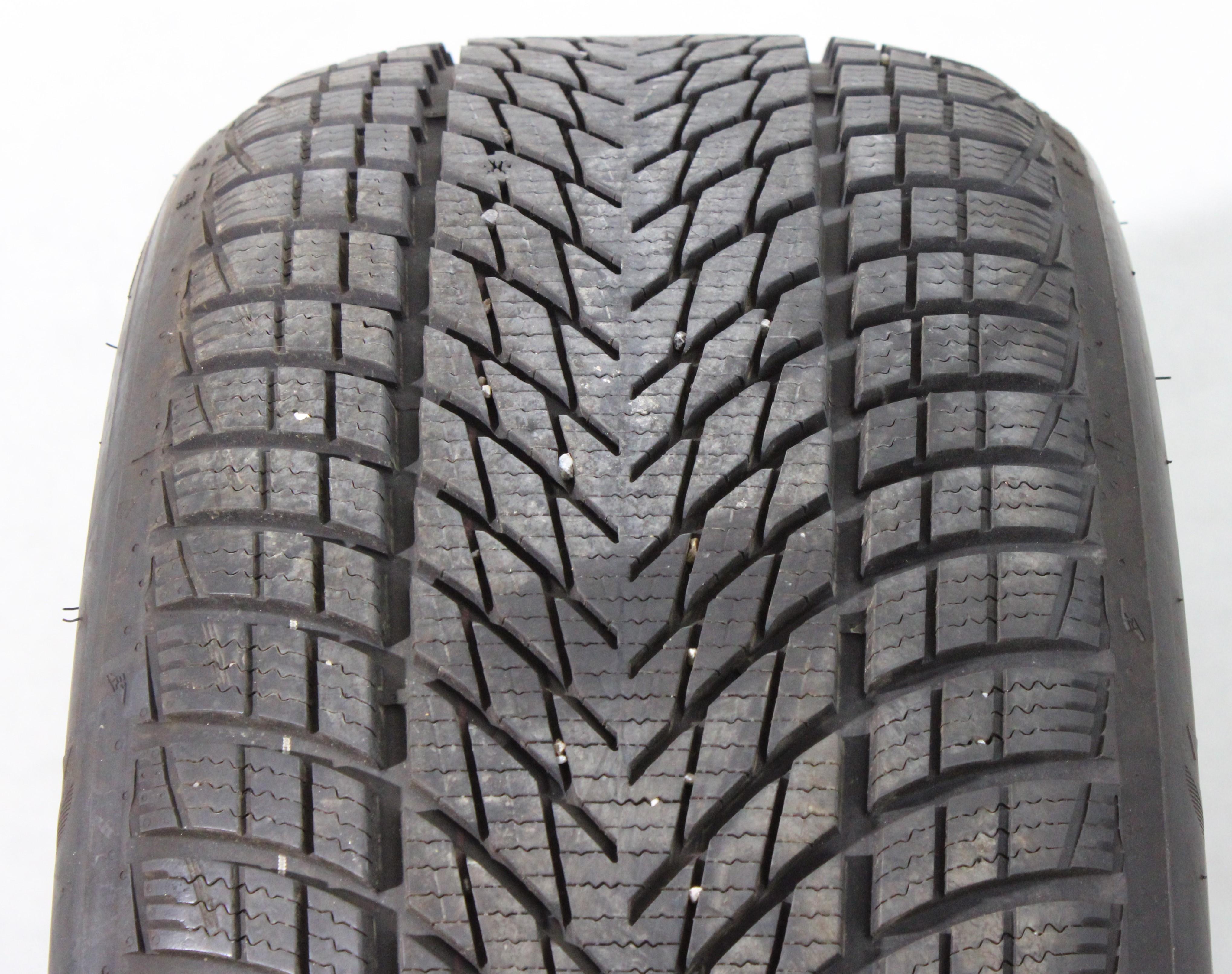 1 x 245/40R19 98H Winterreifen Goodyear Ultra Grip Performance 3 R0 7-7,5mm 2024 XL