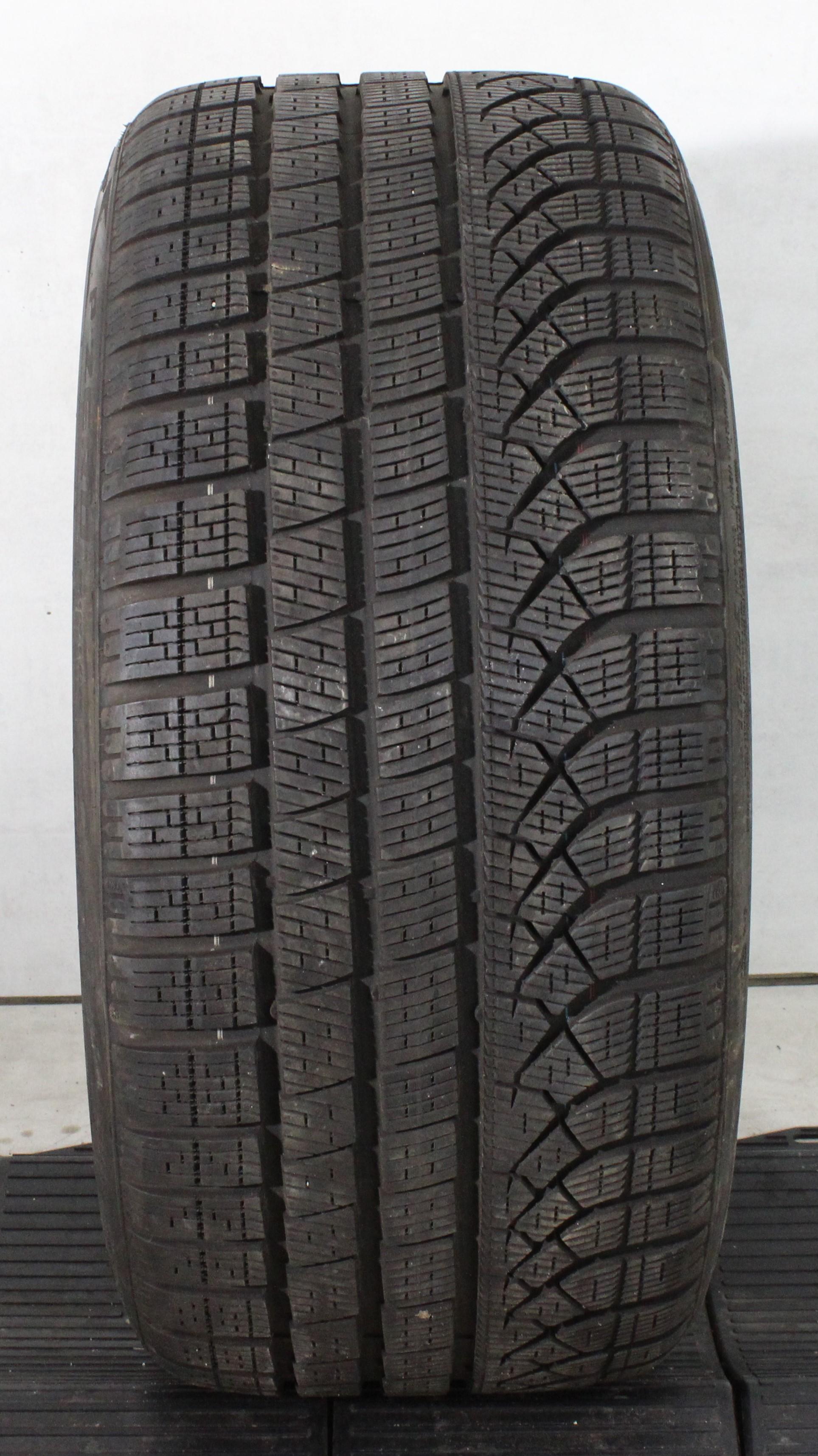 1 x 265/30R19 93V Winterreifen Pirelli Pzero Winter AO 7mm 2024
