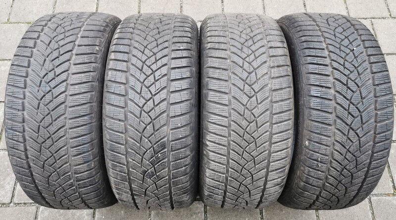 4 x 215/45R16 90V Winterreifen Goodyear Ultra Grip Performance 2x 8mm und 2x 7mm 2018
