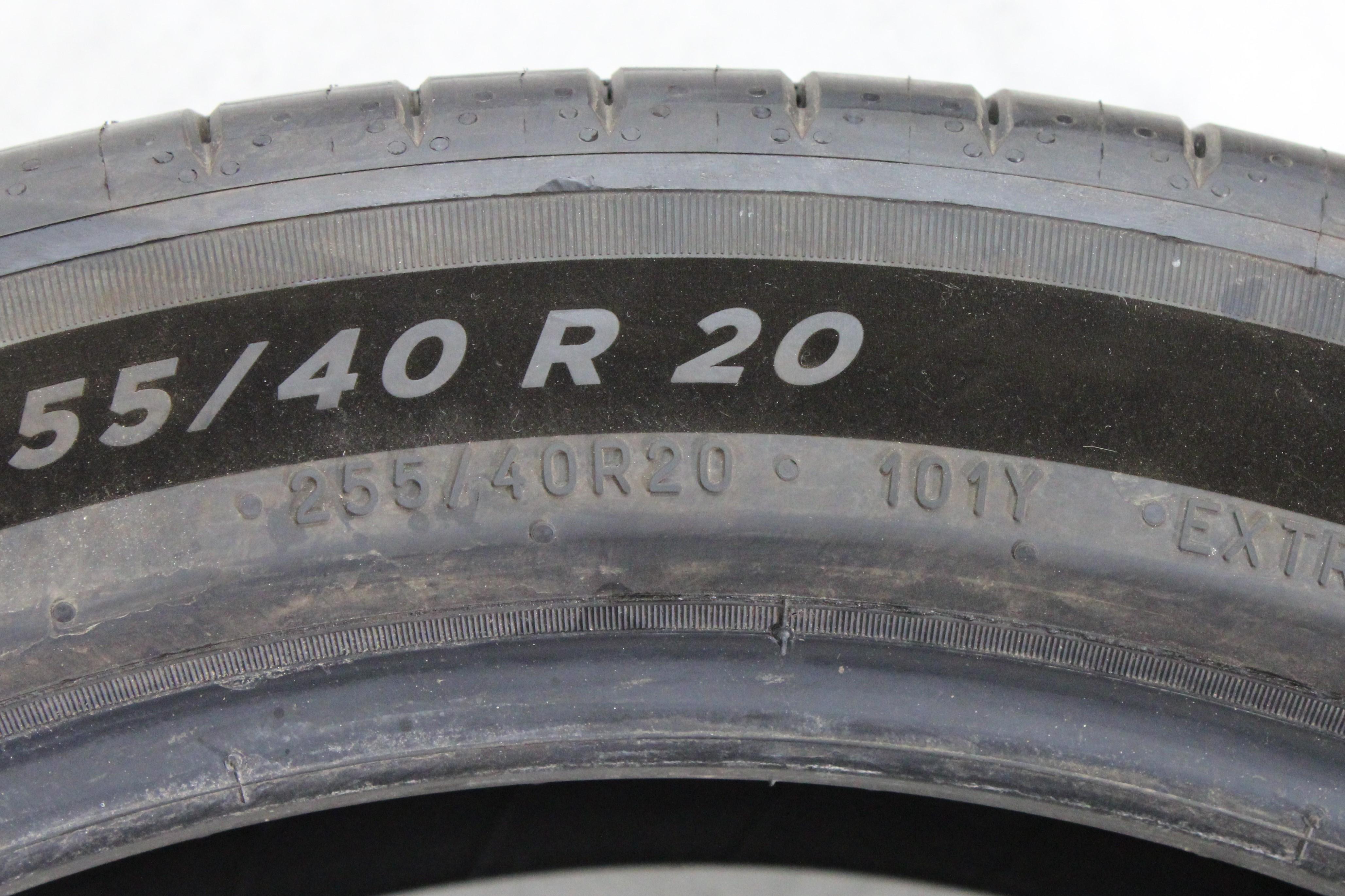 1 neumático de verano Michelin Pilot Sport 5 AO1 255/40R20 101Y, 5,5-6 mm, 2022 XL