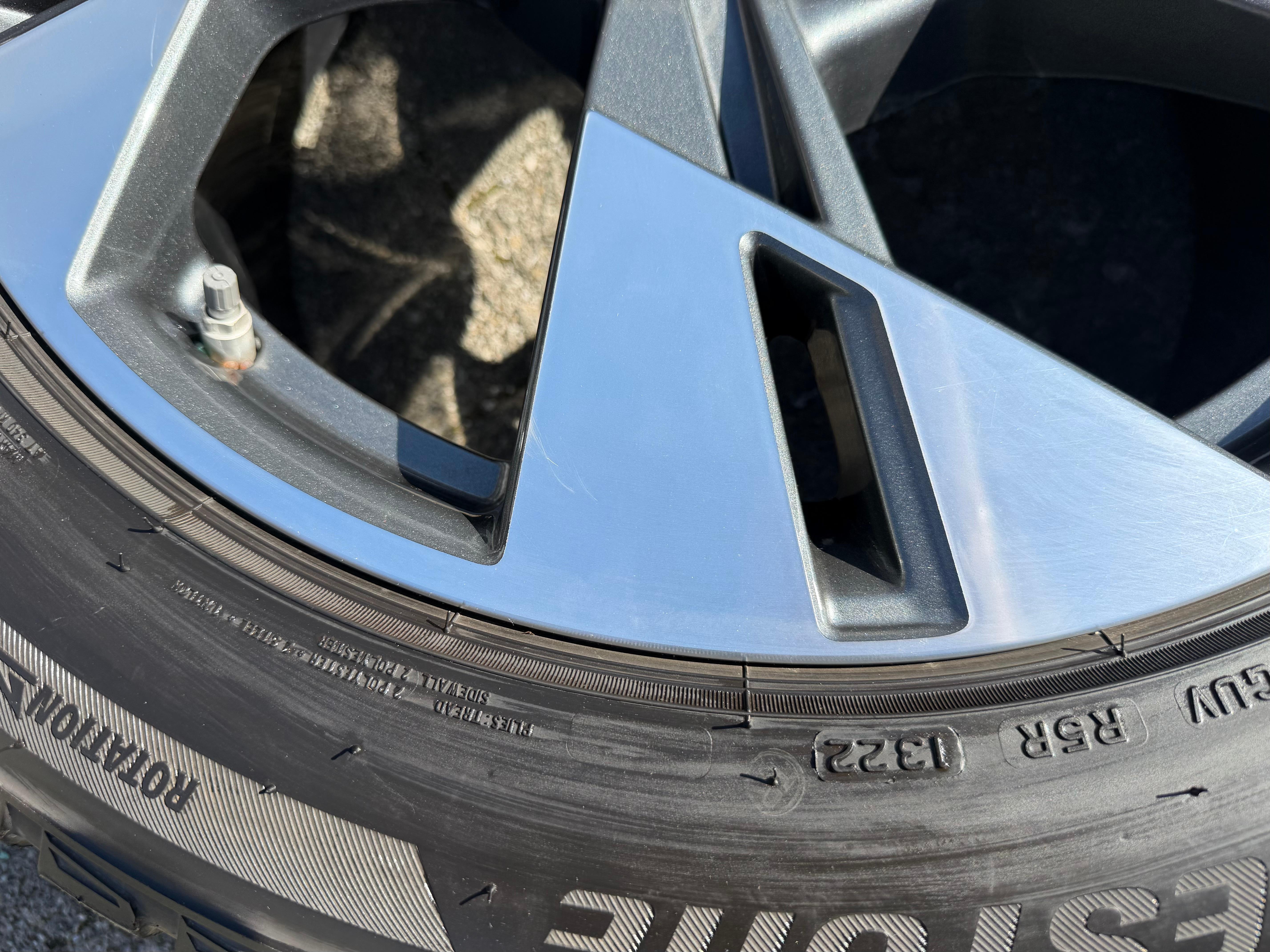 4 ORIGINAL 20" ALU WINTERRÄDER AUDI E-TRON Q8 ETRON 4KE601025T 255/50R20 109V