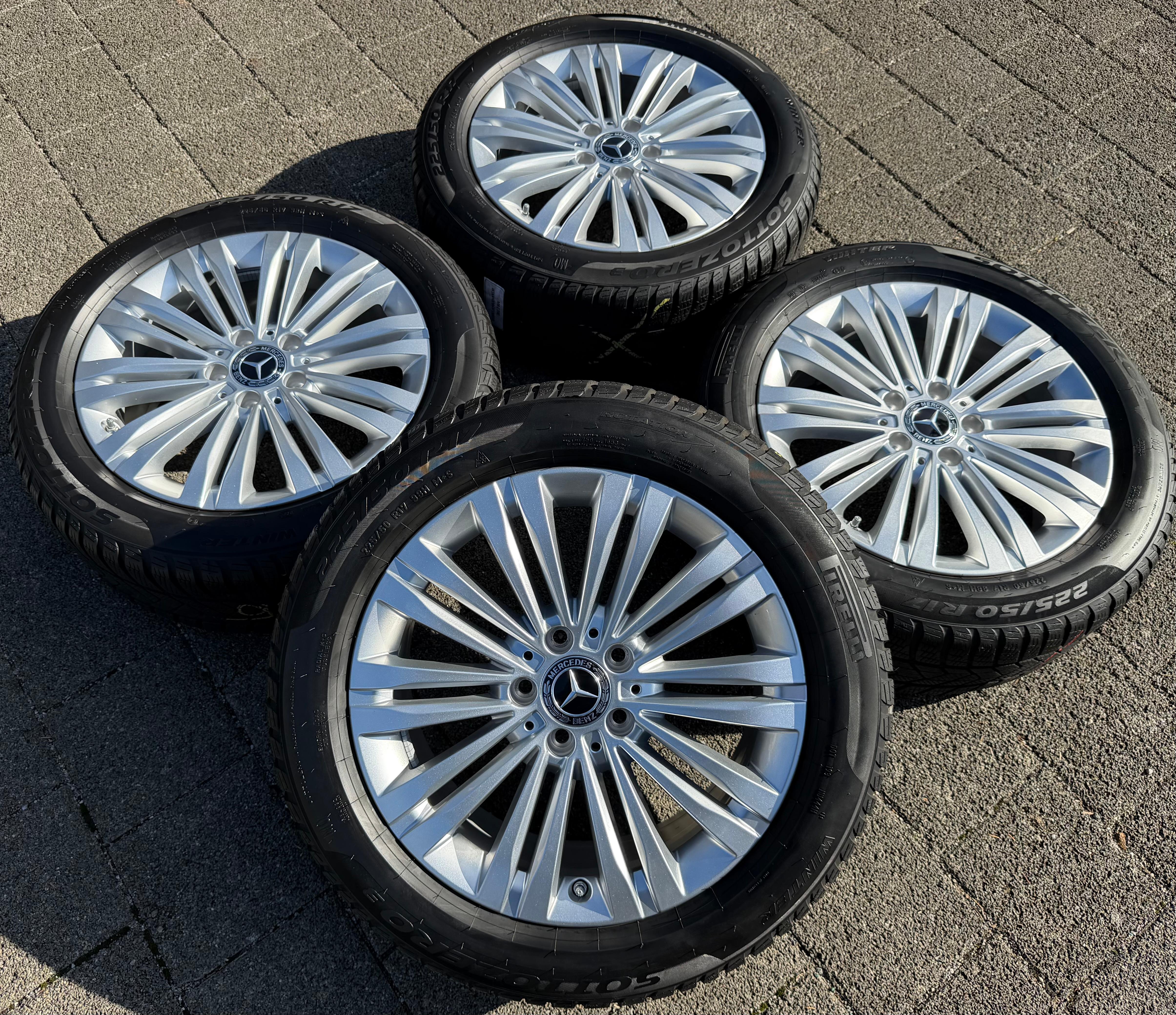 4 Original 17" Alu Winterräder Mercedes C-Klasse W206 A2064014400 2024 Pirelli
