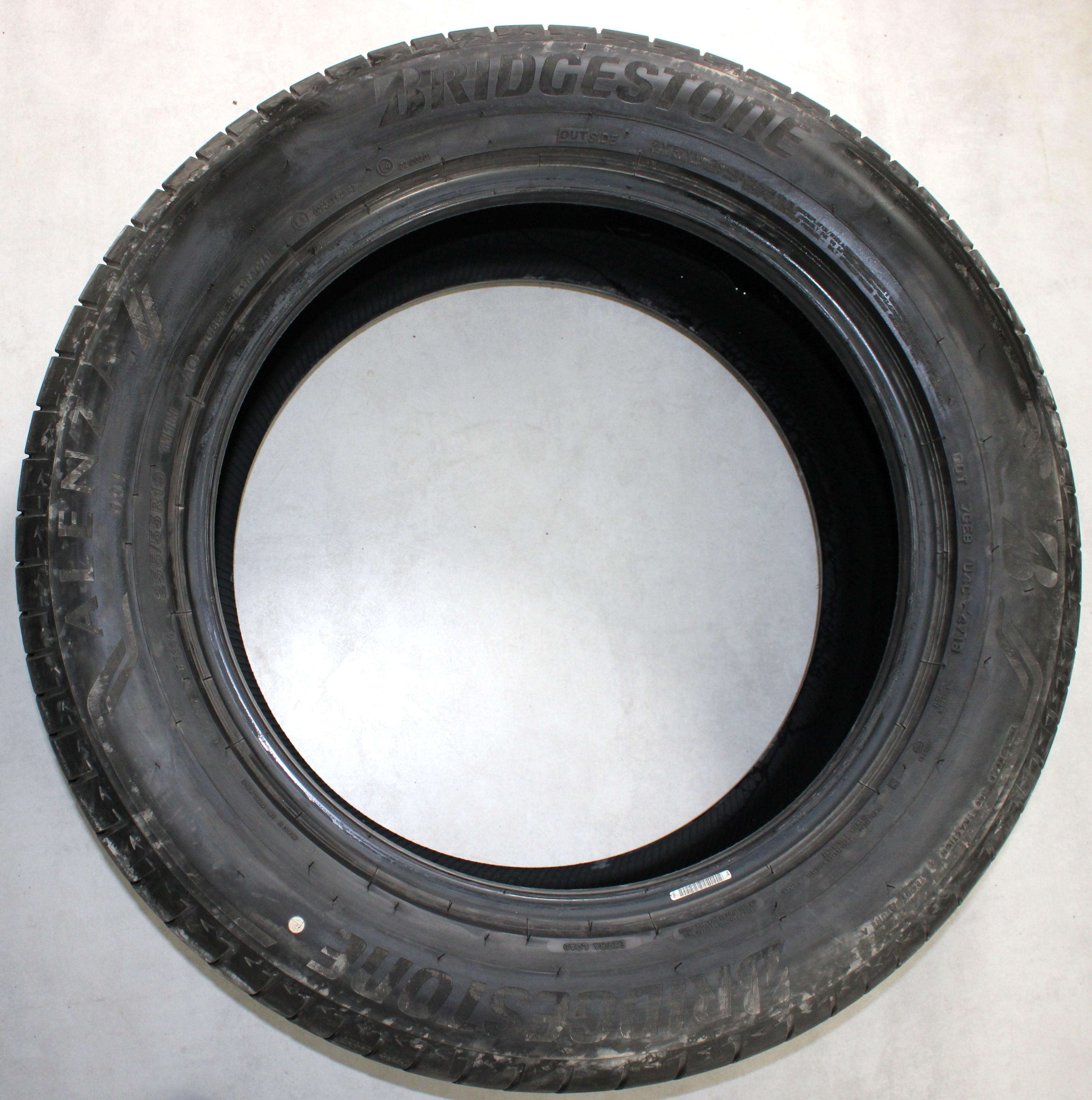 4 x 255/55R19 111H neumáticos de verano Bridgestone Alenza 001 7,5-8mm 3x2018/1x2019 AO