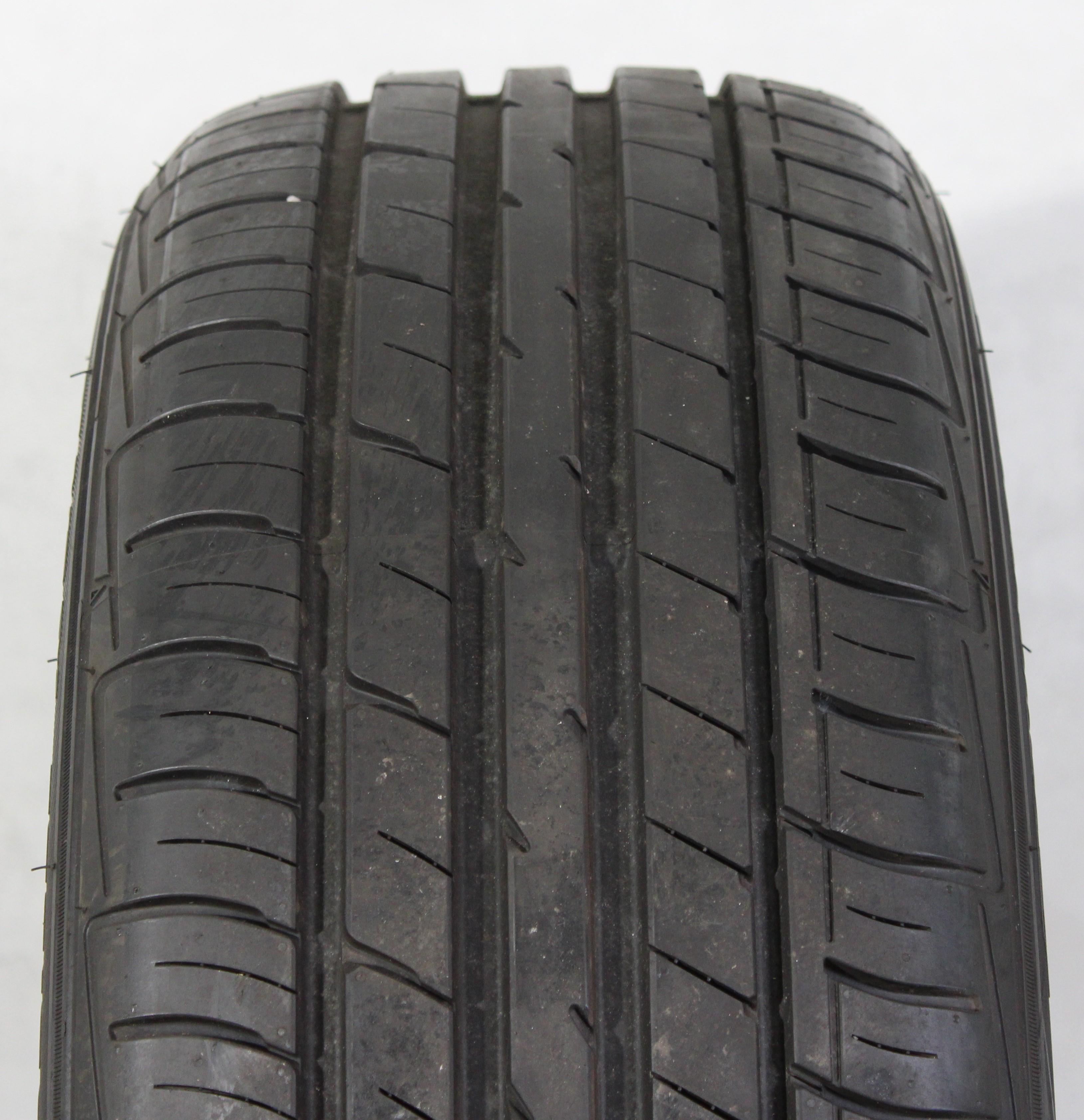 1 x 215/55R17 94V Sommerreifen Falken Ziex ZE914A  7mm 2018