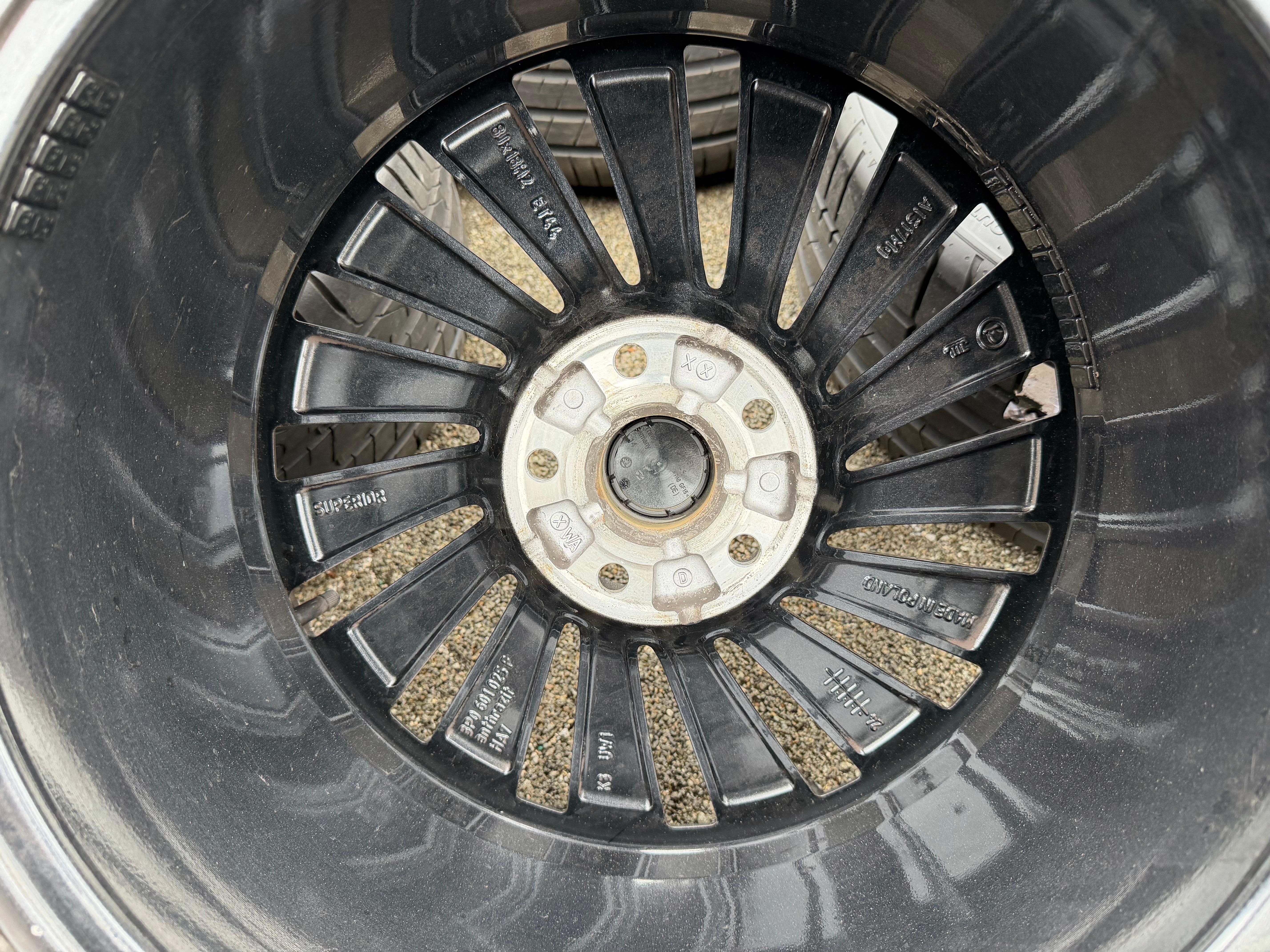 4 ruote estive originali in lega da 18" per Skoda Superb IV 4 B9 3P0601025F 235/45R18 94W