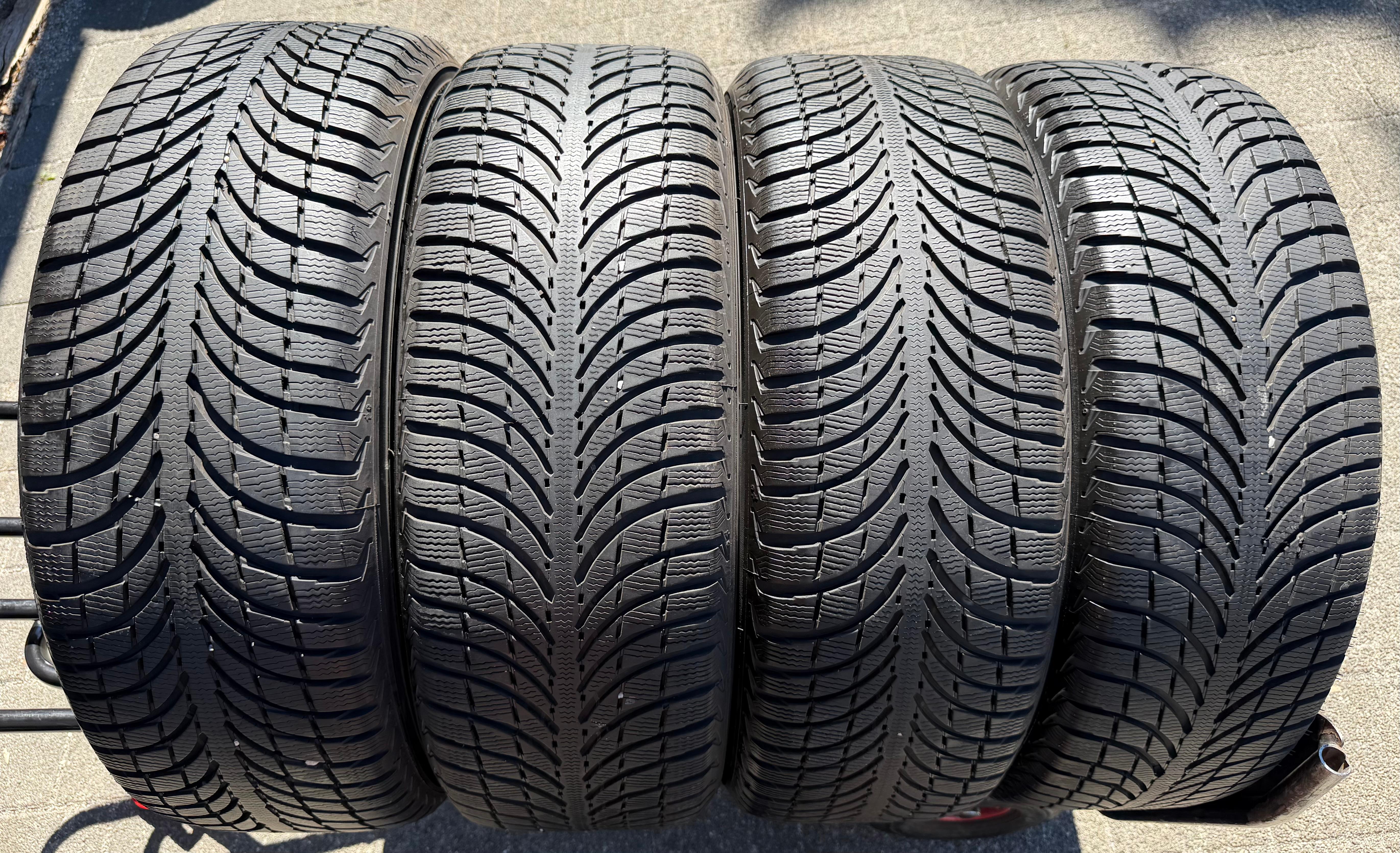 4 ruedas de invierno de aleación originales de 19" para Audi Q5 SQ5 FY 80A601025K 235/55R19 101H Michelin 2022