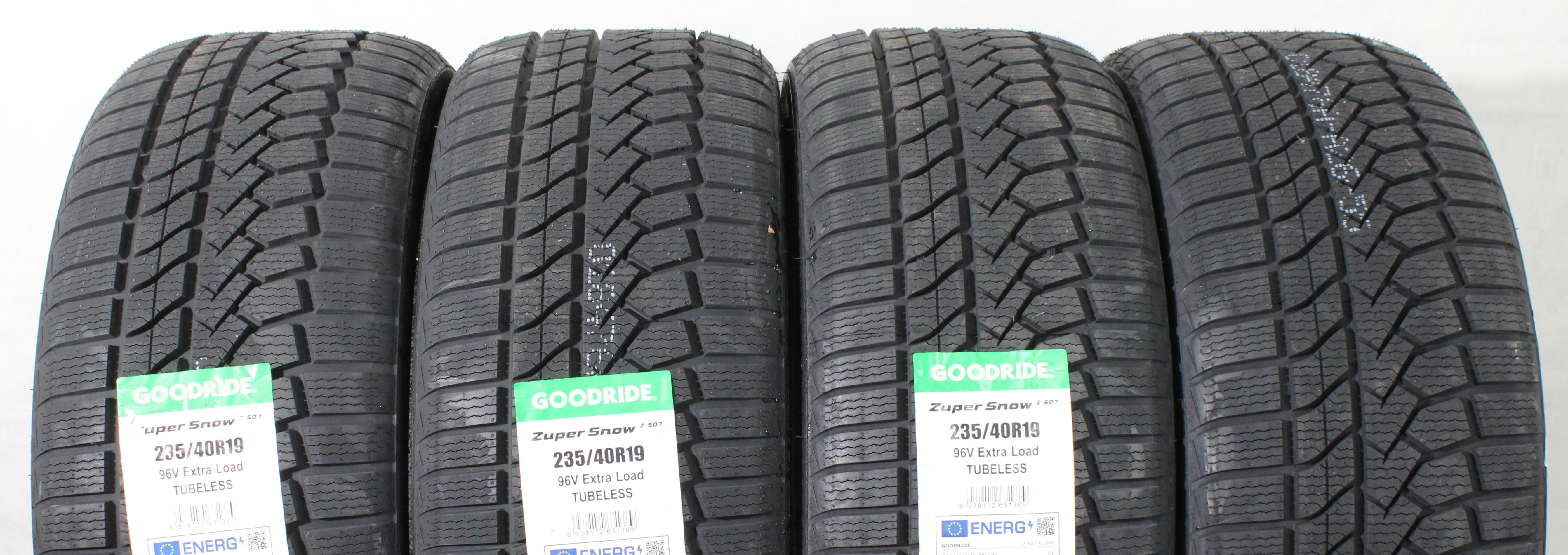 4 x 235/40R19 96V pneumatici invernali Goodride Zuper Snow Z-507 2025 XL NUOVI