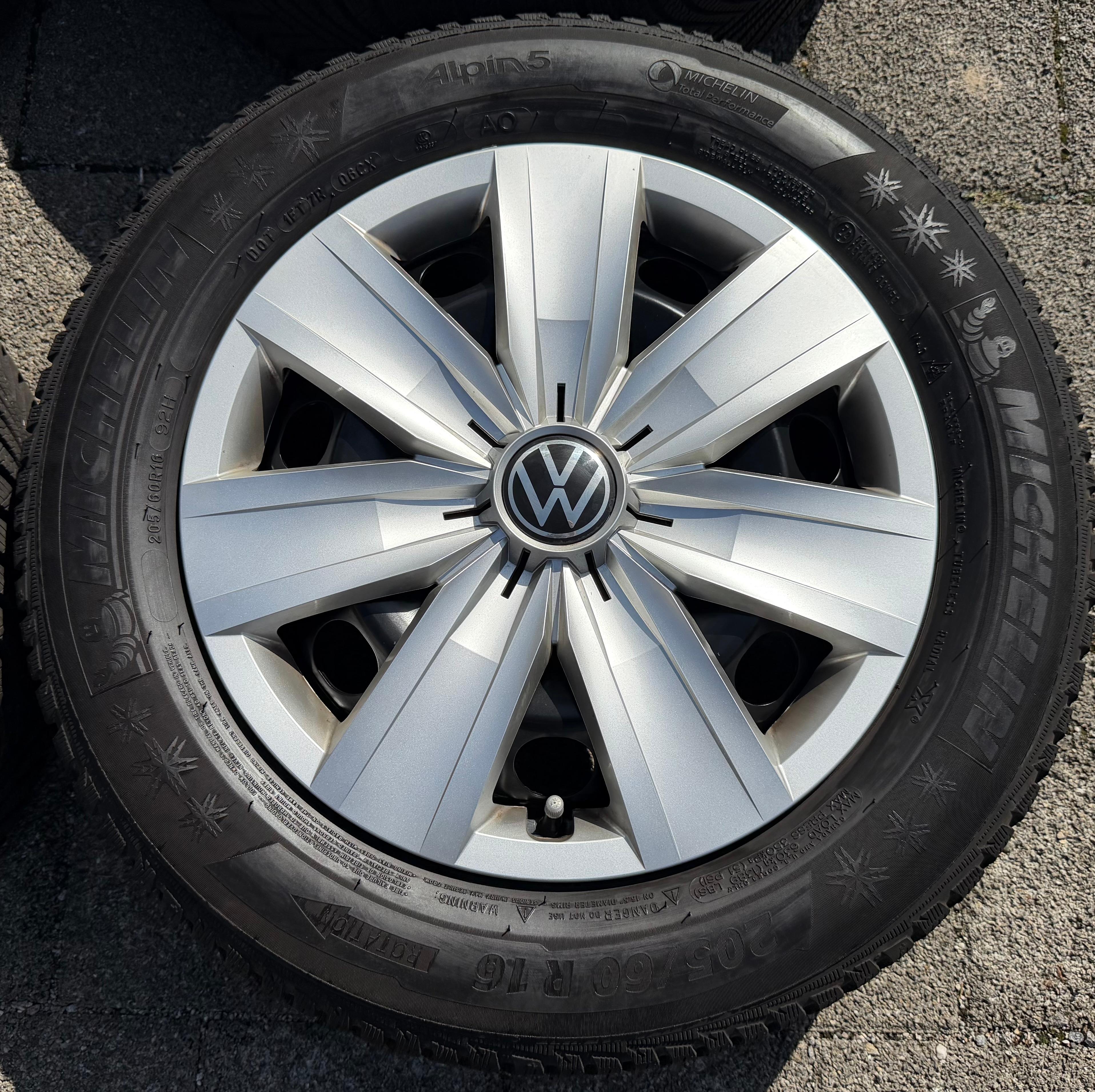 4 Winterräder Audi Q2 GA VW T-ROC A11 205/60R16 92H Michelin Alpin 5 Winterreifen