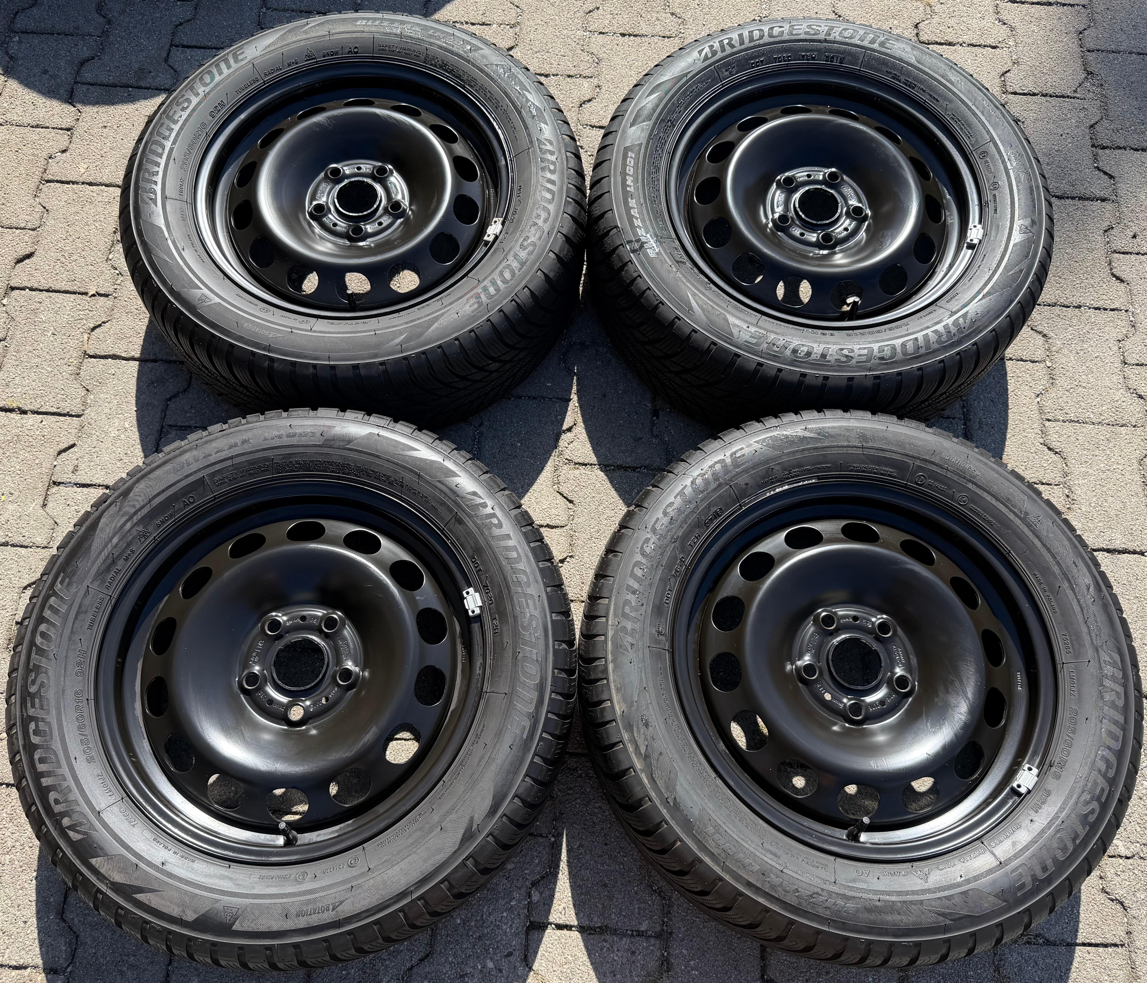 4 Winterräder Audi Q2 GA VW T-Roc 205/60R16 92H Bridgestone 5Q0601027AM