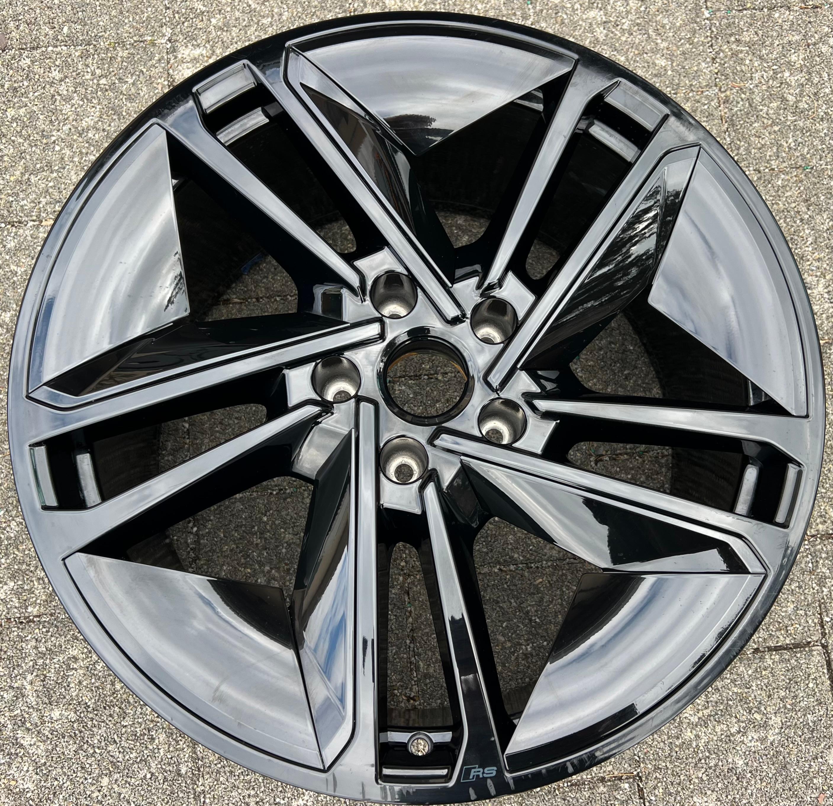 1 x ORIGINELE 21" ALUMINIUM VELG AUDI E-TRON GT RS 4J3601025AD ACHTERAS ZWART