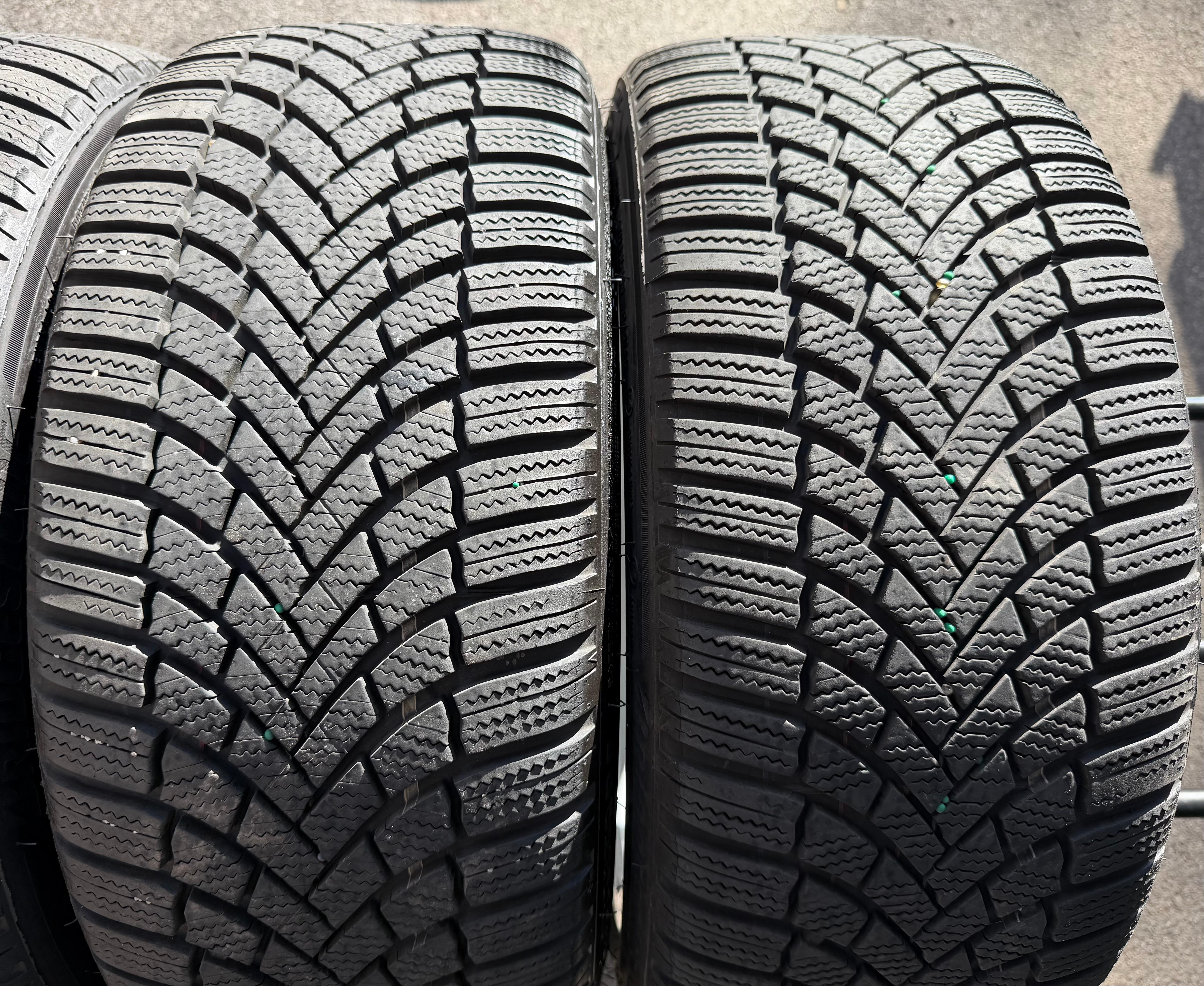 4 ruedas de invierno de aluminio originales de 18" Audi A3 S3 8Y 8Y0601025CP 225/40R18 92V 2025