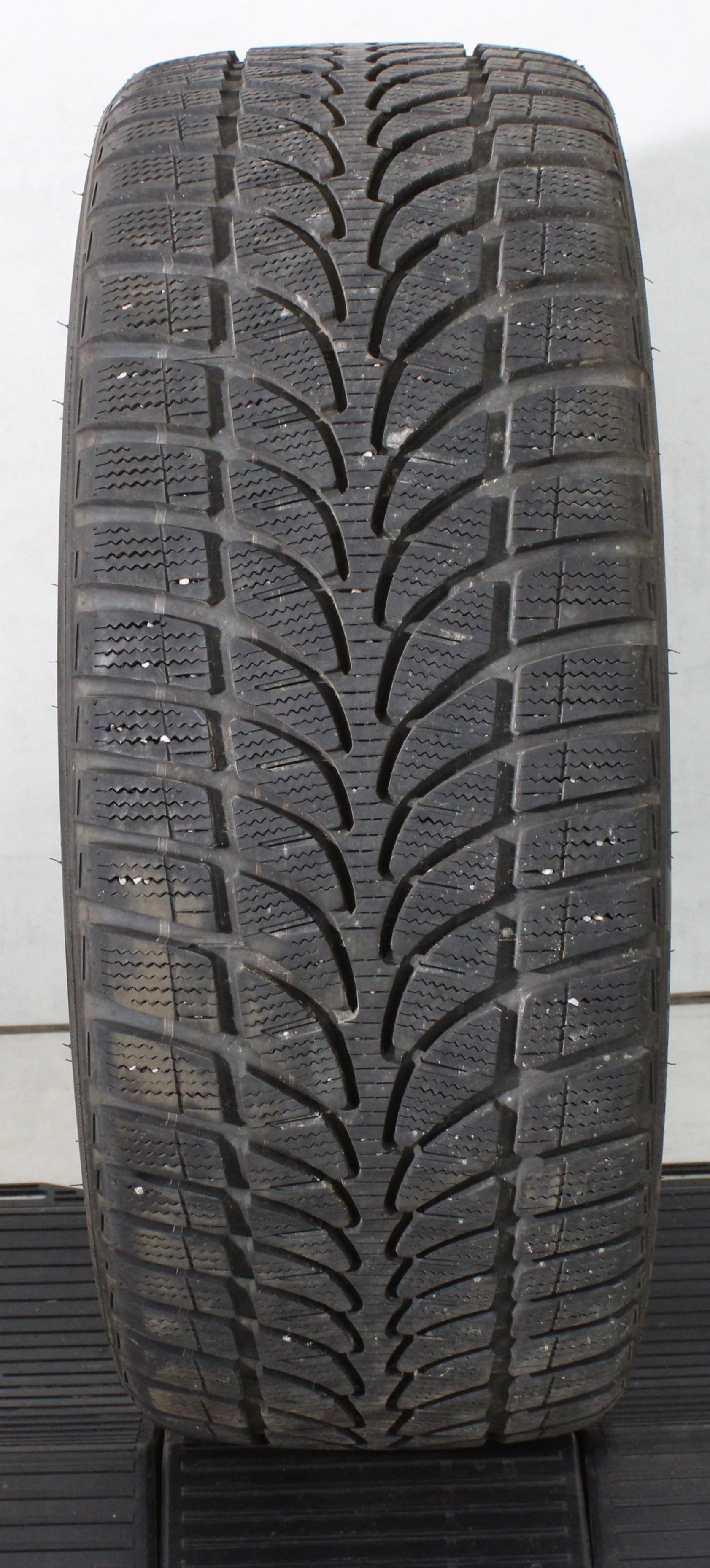1 x 225/45R18 95H pneu hiver Bridgestone Blizzak LM-32 AO 7-7,5mm 2023