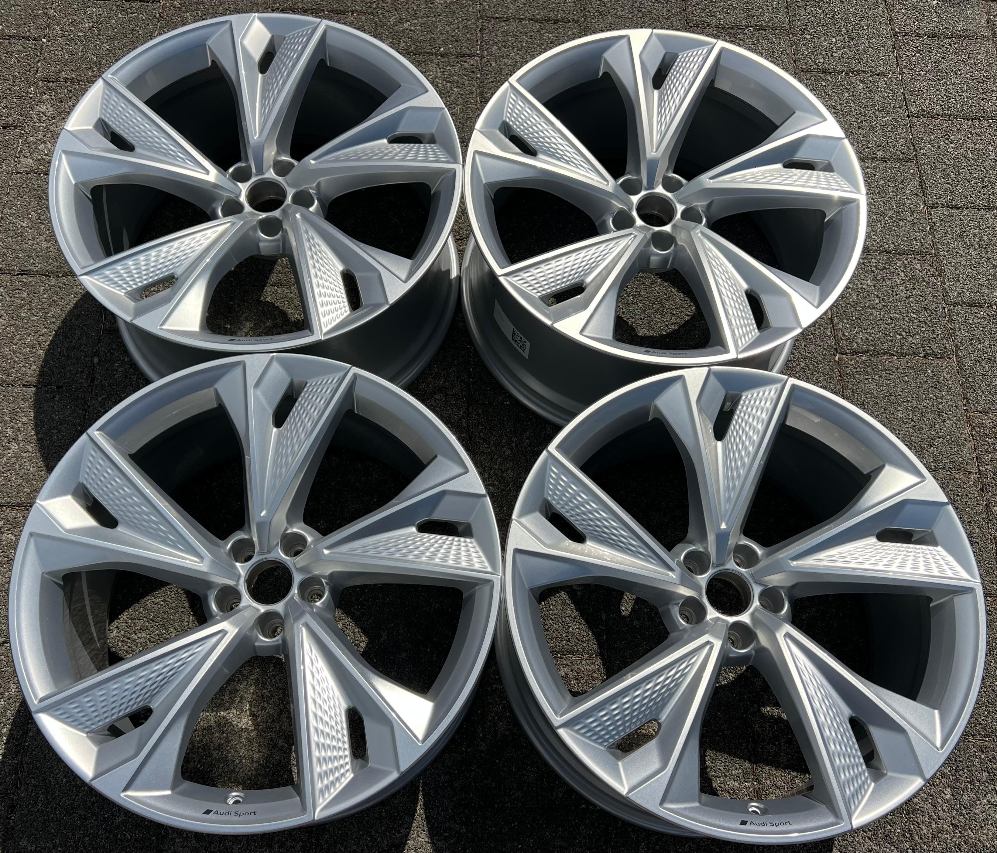 4 ORIGINAL 22" ALUFELGEN AUDI RS6 RS7 4K F2 C8 3 4K0601025AT 10,5x22 ET19