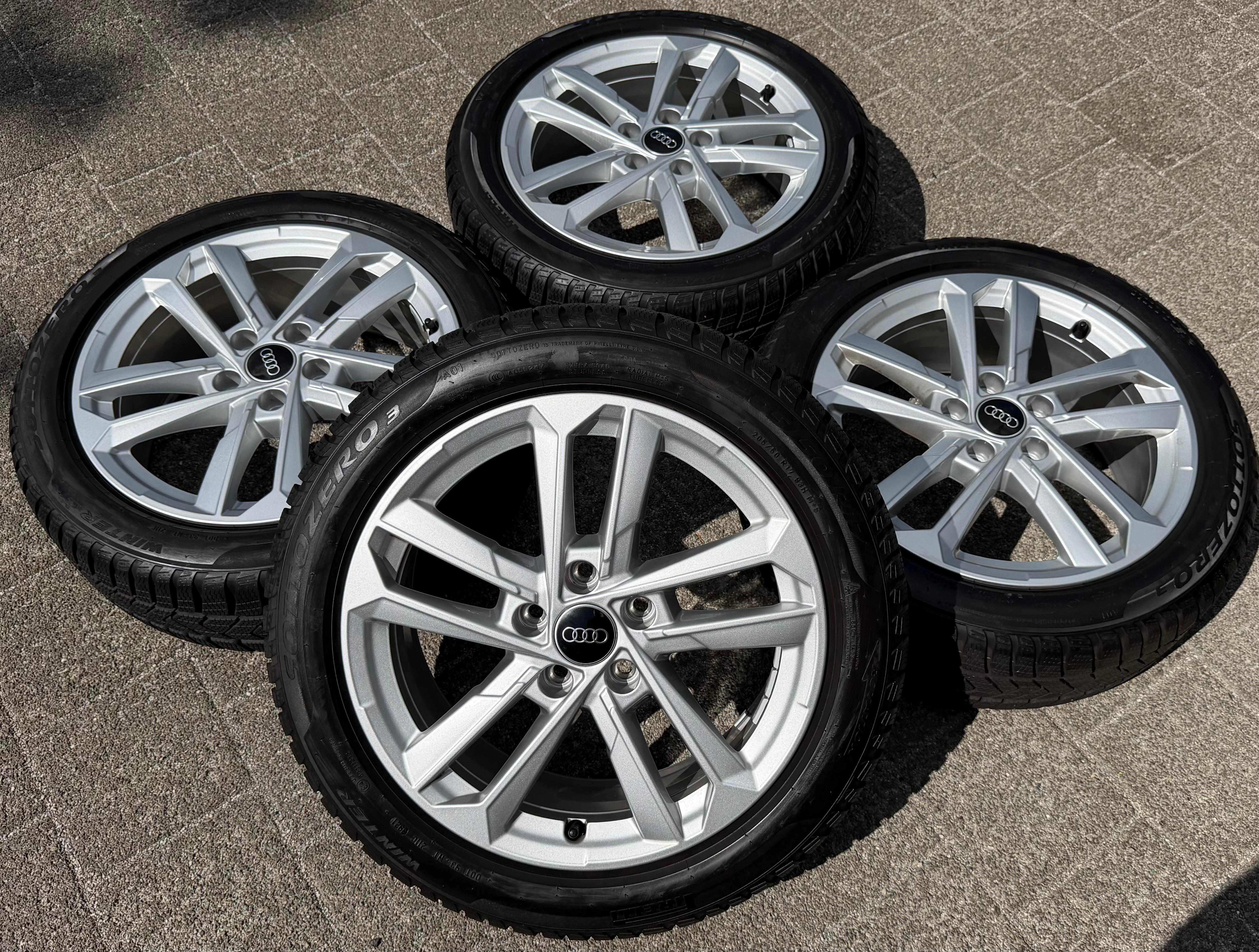 4 ruote in lega originali da 17" invernali Audi A3 S3 8Y 8Y0601025L 205/50R17 93H Pirelli