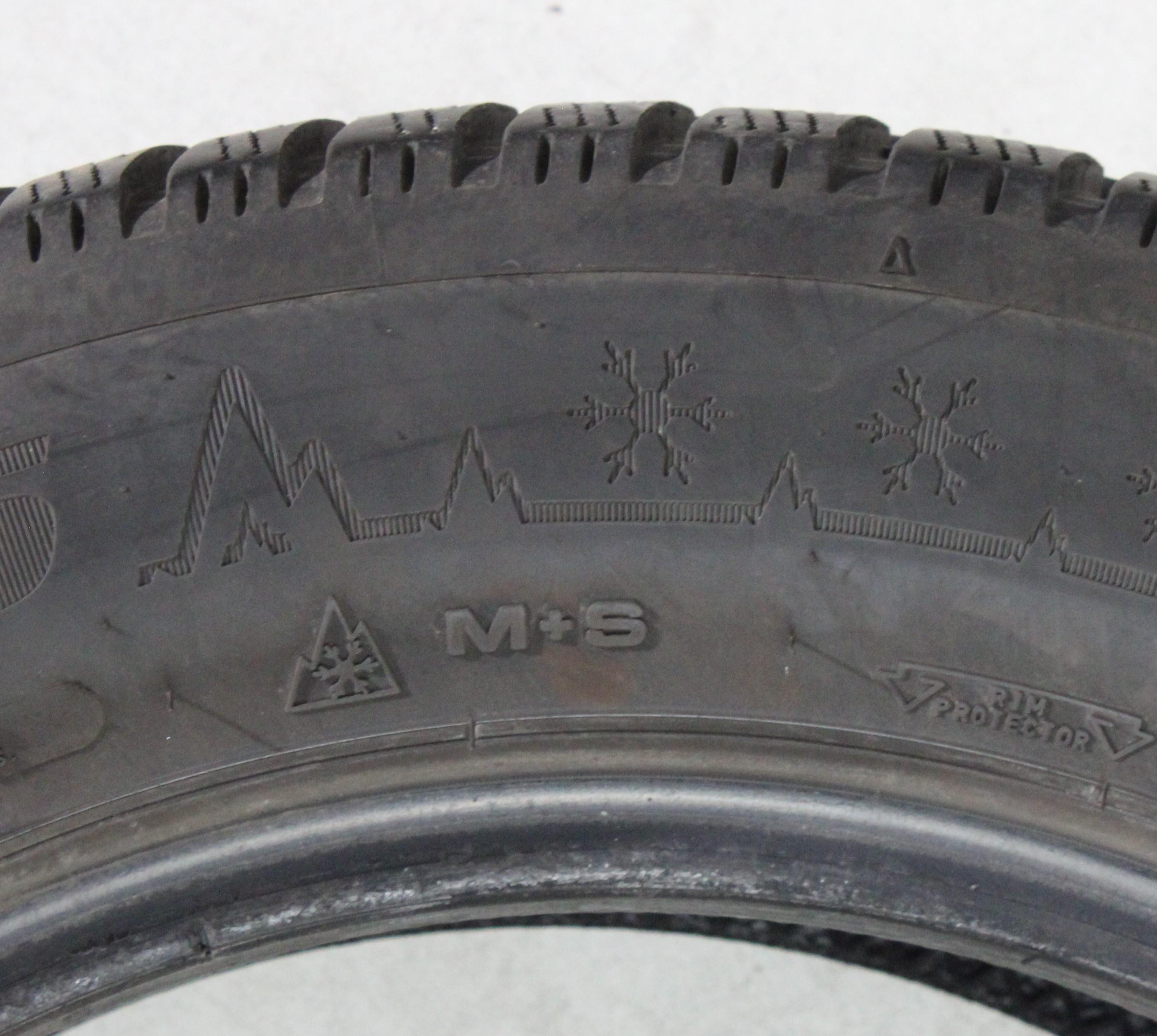 2 x 225/55R16 95H winterbanden Dunlop Winter Sport 5 5,5-6mm 2016
