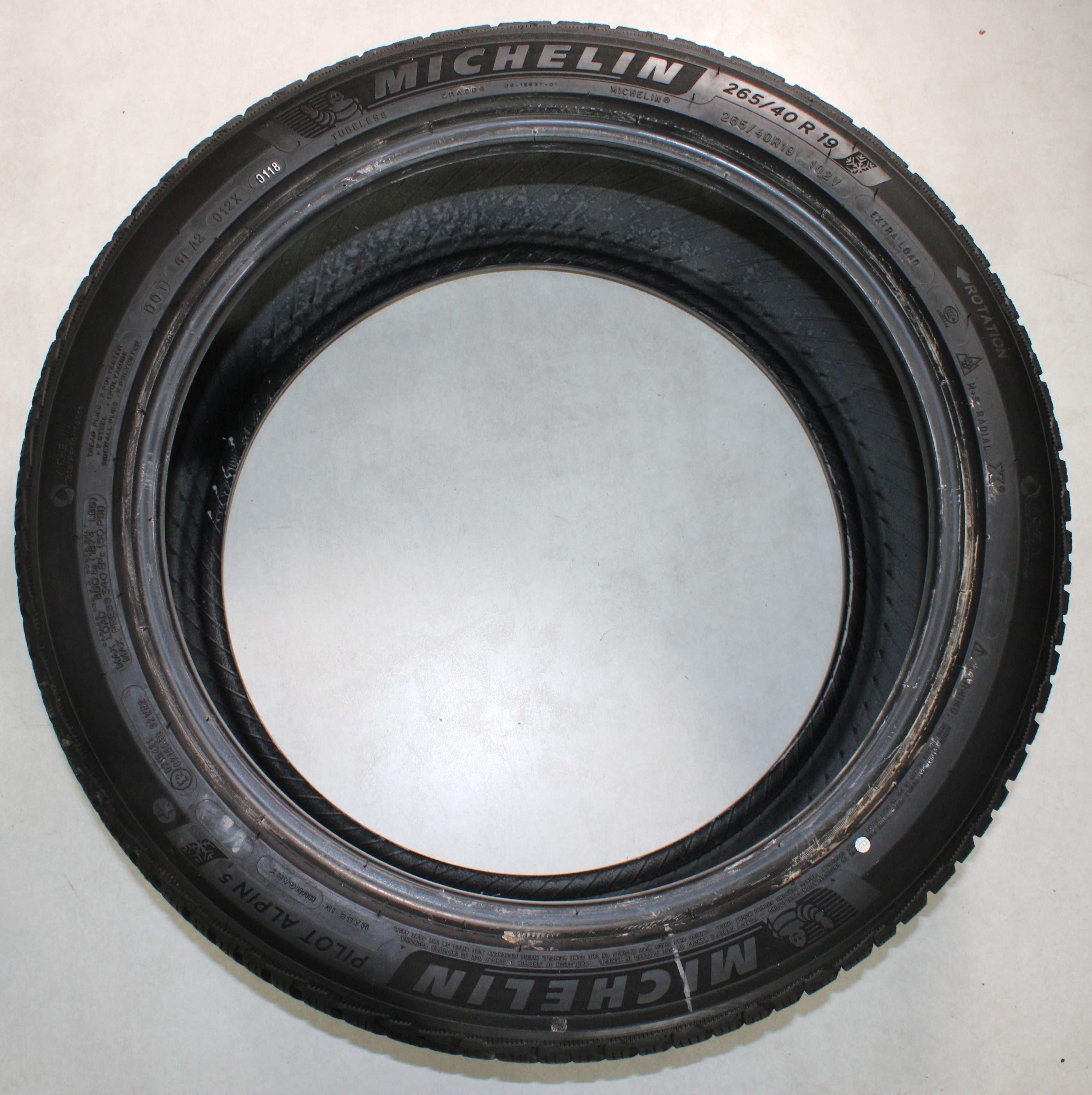 2 x 265/40R19 102V winterbanden Michelin Pilot Alpin 5 7mm 2018 *