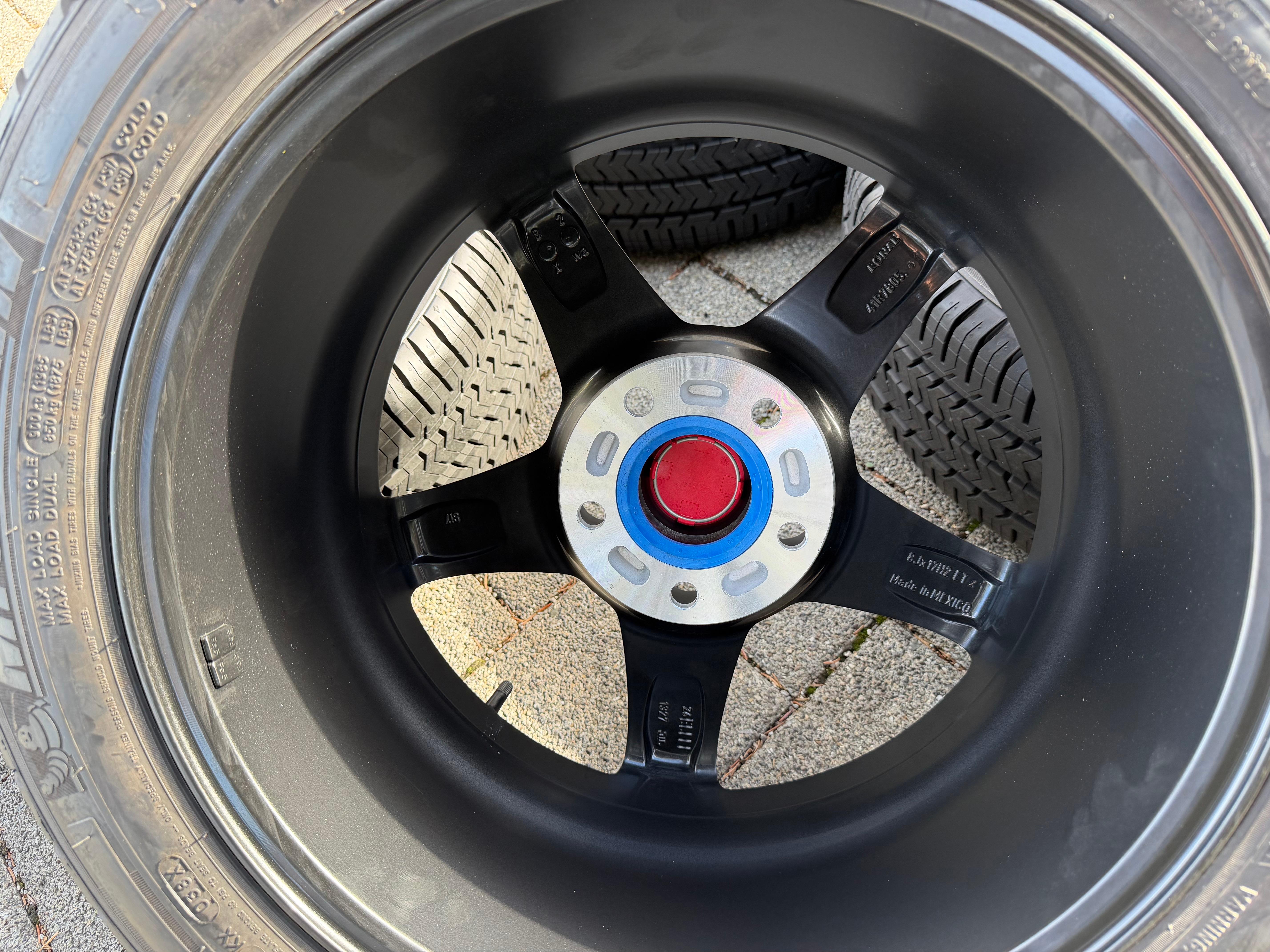 4 Ronal Alu 17" Sommerräder VW BUS T5 T6 T6.1 215/60R17C 104/102H Michelin Agilis 2023
