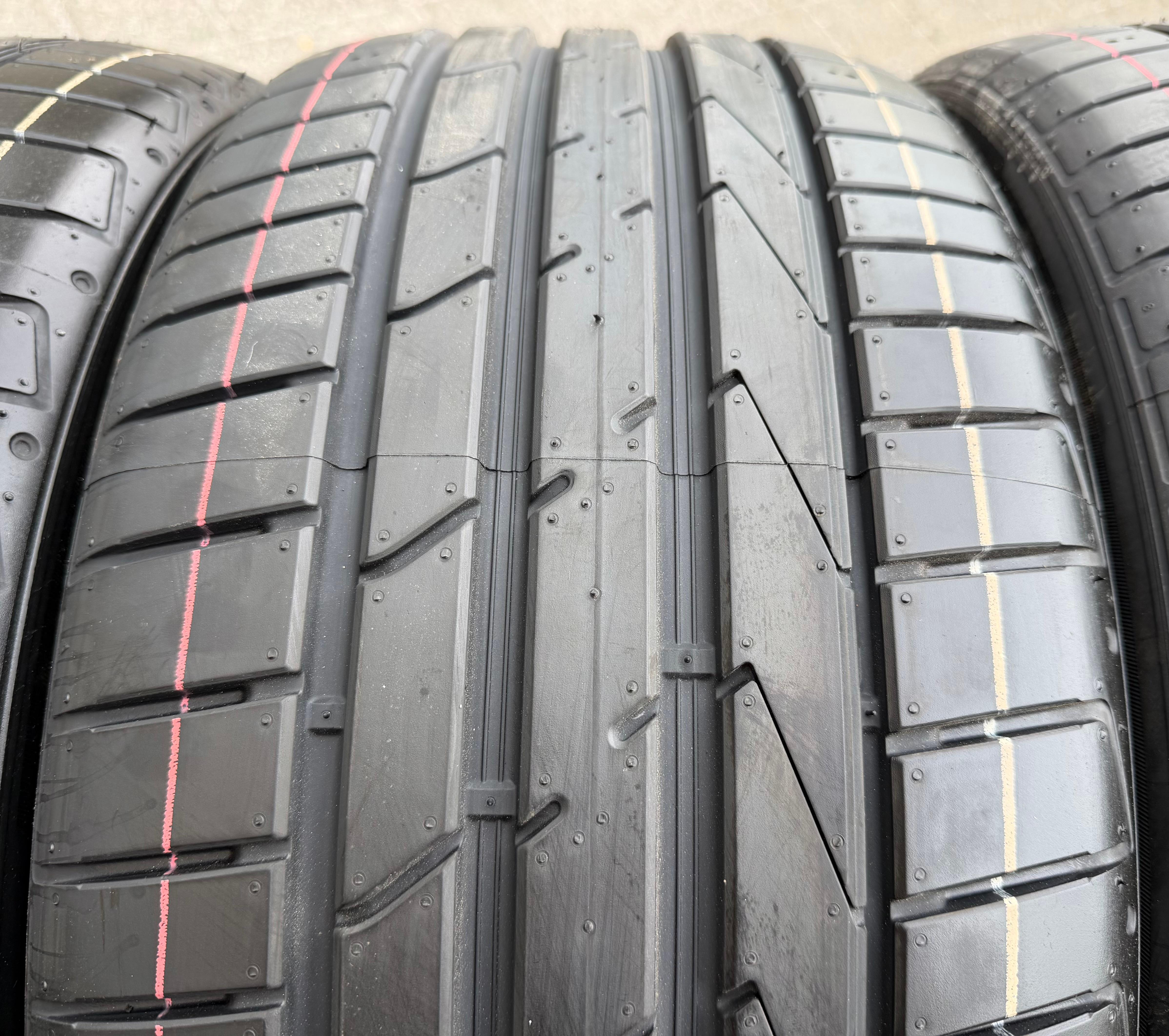 4 cerchi in lega Sommer da 18" originali per Audi A5, S5, 8W, B9, F5, 245/40R18, 93Y, 8W0601025AK, Hankook