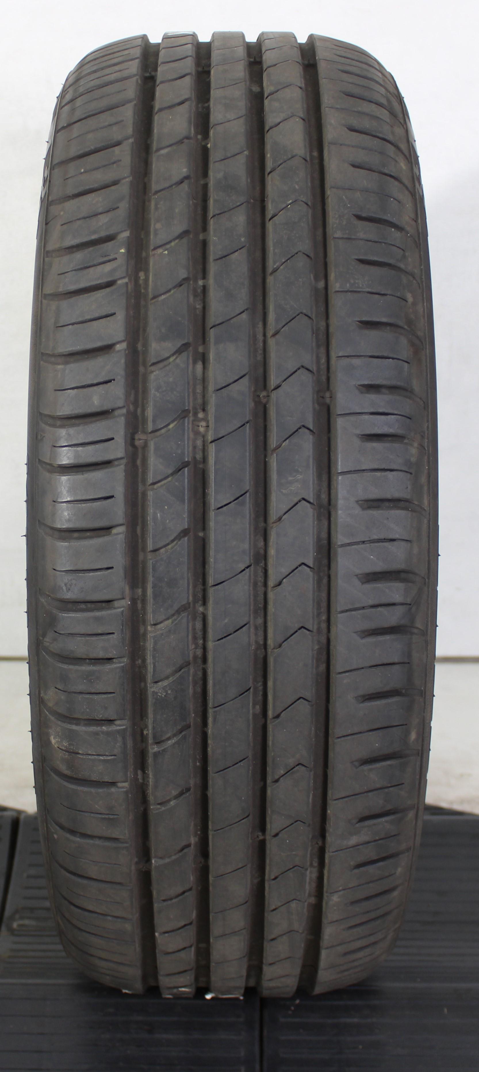 1 x 215/55R17 94W Sommerreifen Kumho Ecsta HS51 6,5-7mm 2020