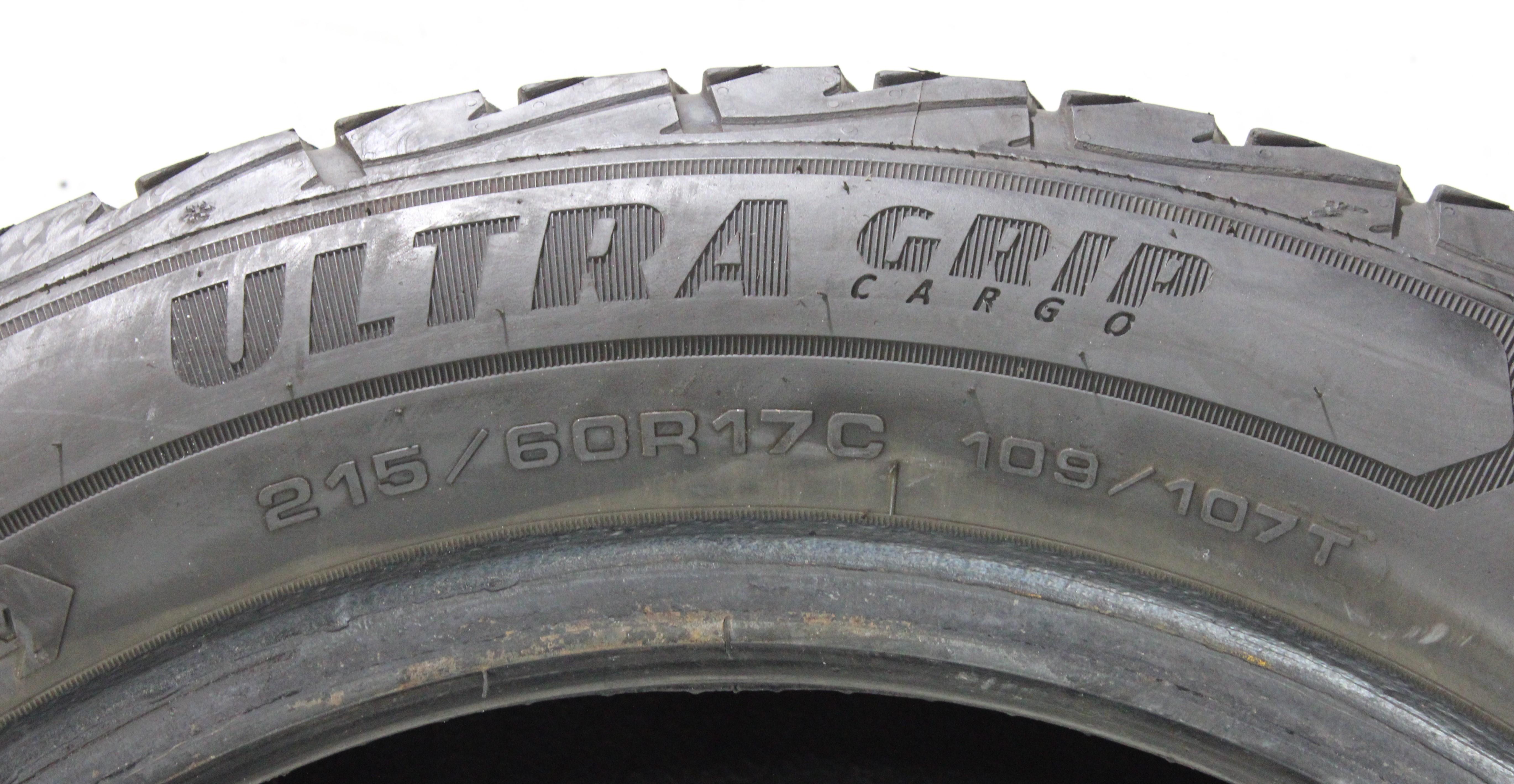 1 x 215/60R17C 109/107T Winterreifen Goodyear Ultra Grip Cargo 5mm 2022