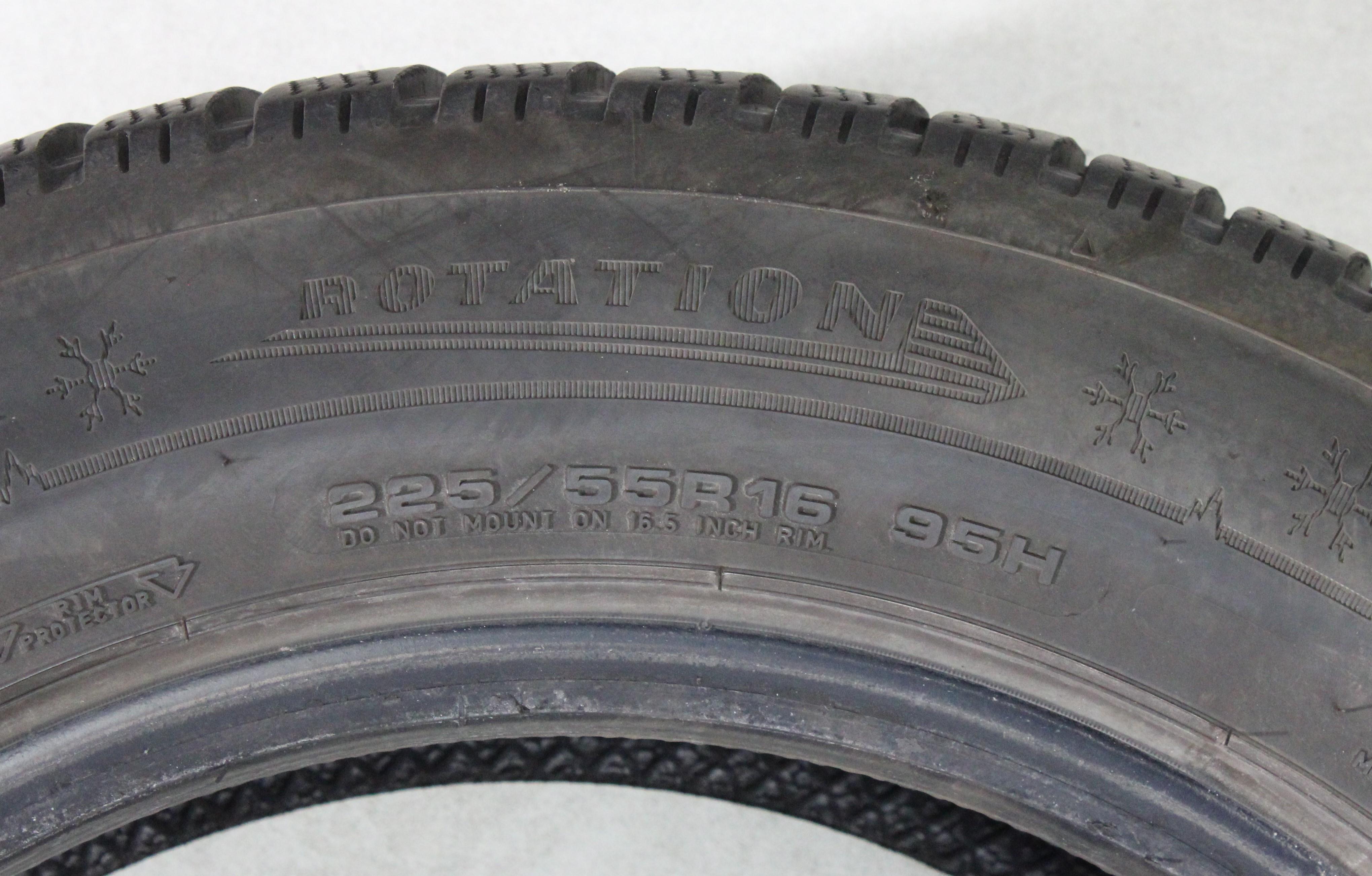 2 x 225/55R16 95H winterbanden Dunlop Winter Sport 5 5,5-6mm 2016