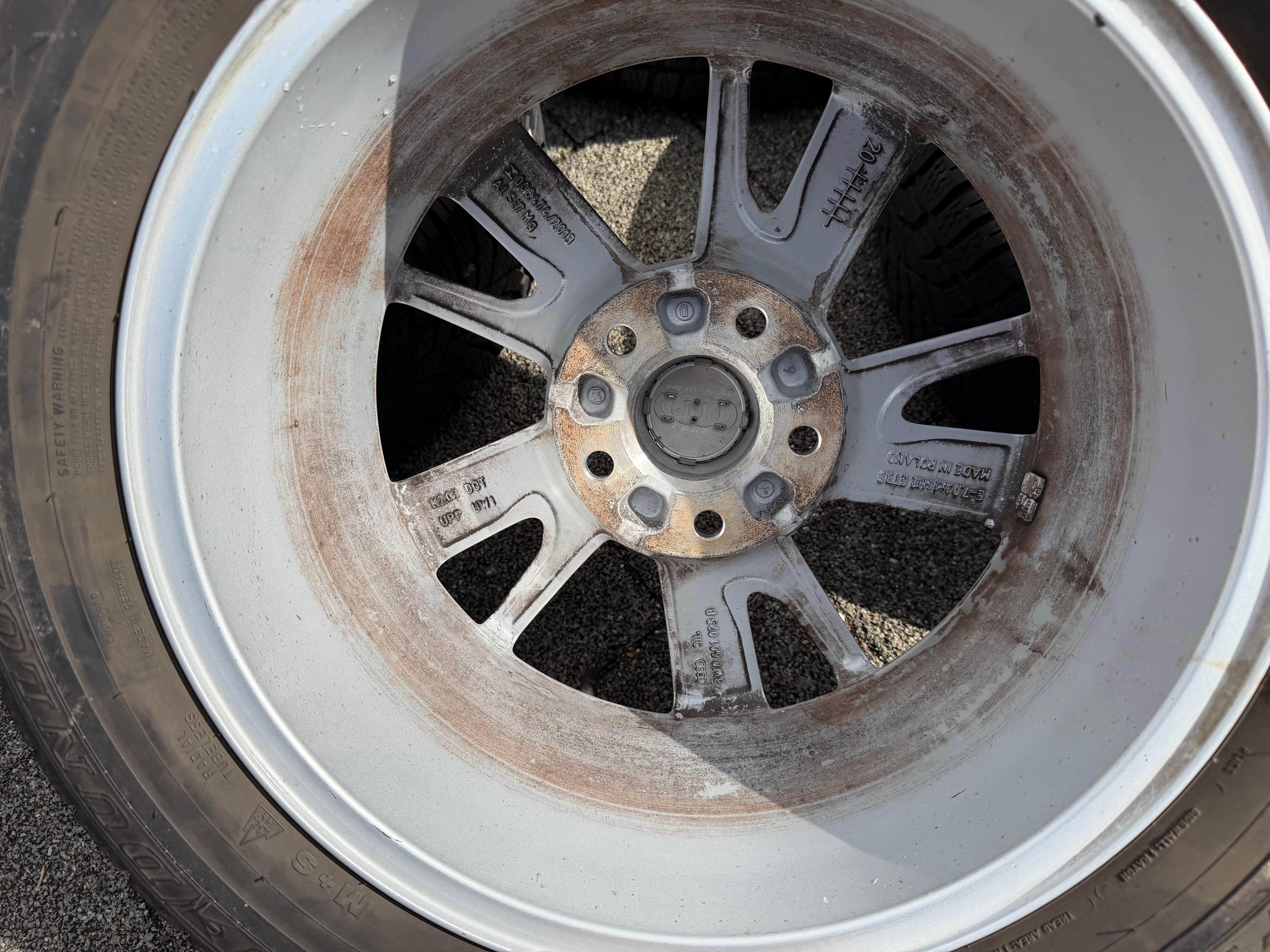 4 Original Alu Winterräder Audi A4 8W B9 8W0601025A 205/60R16 92H Dunlop