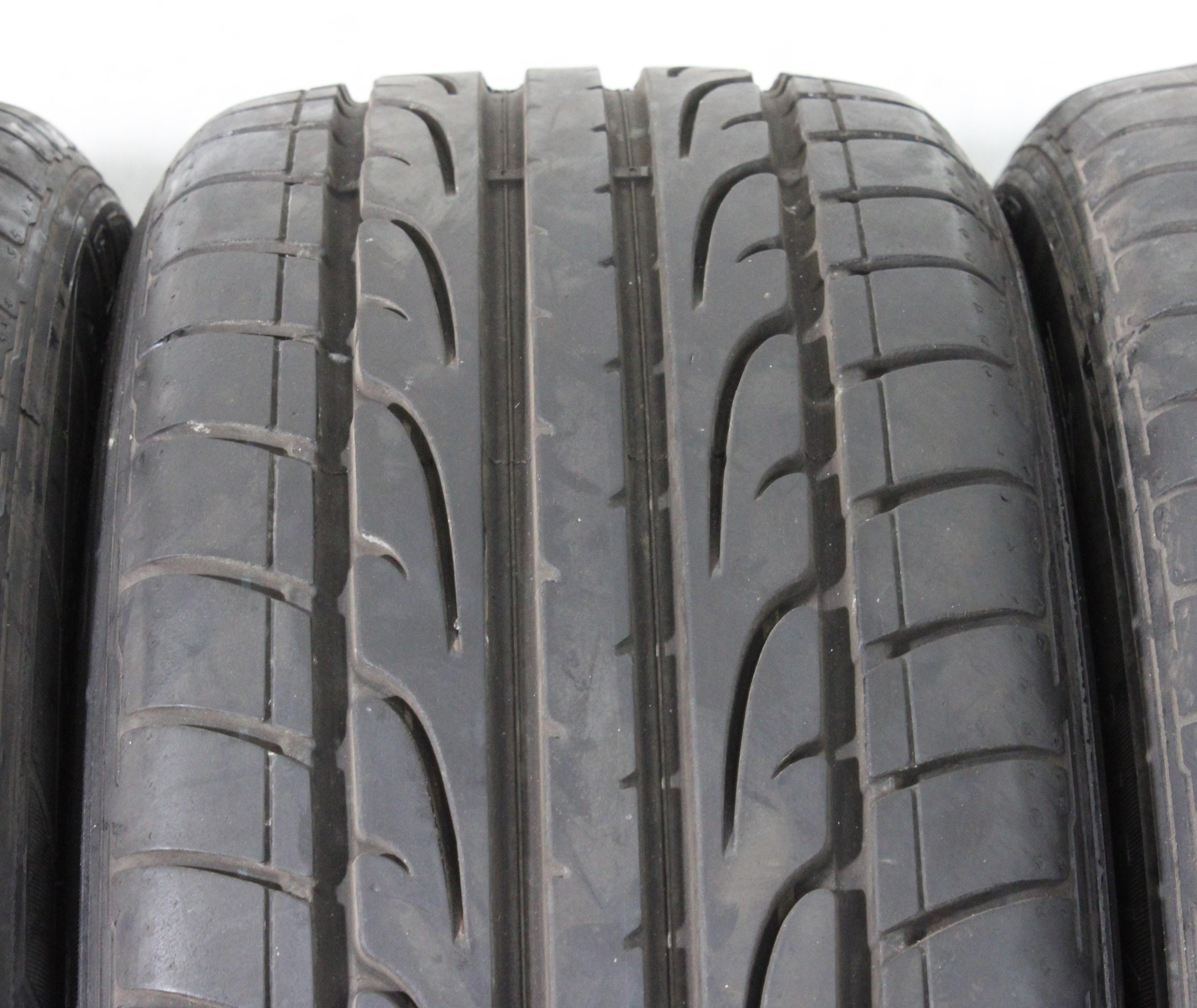 4 x 215/45R16 86H pneus été Dunlop SP Sport Maxx   2x5,5-6mm/2x6-6,5mm 2015