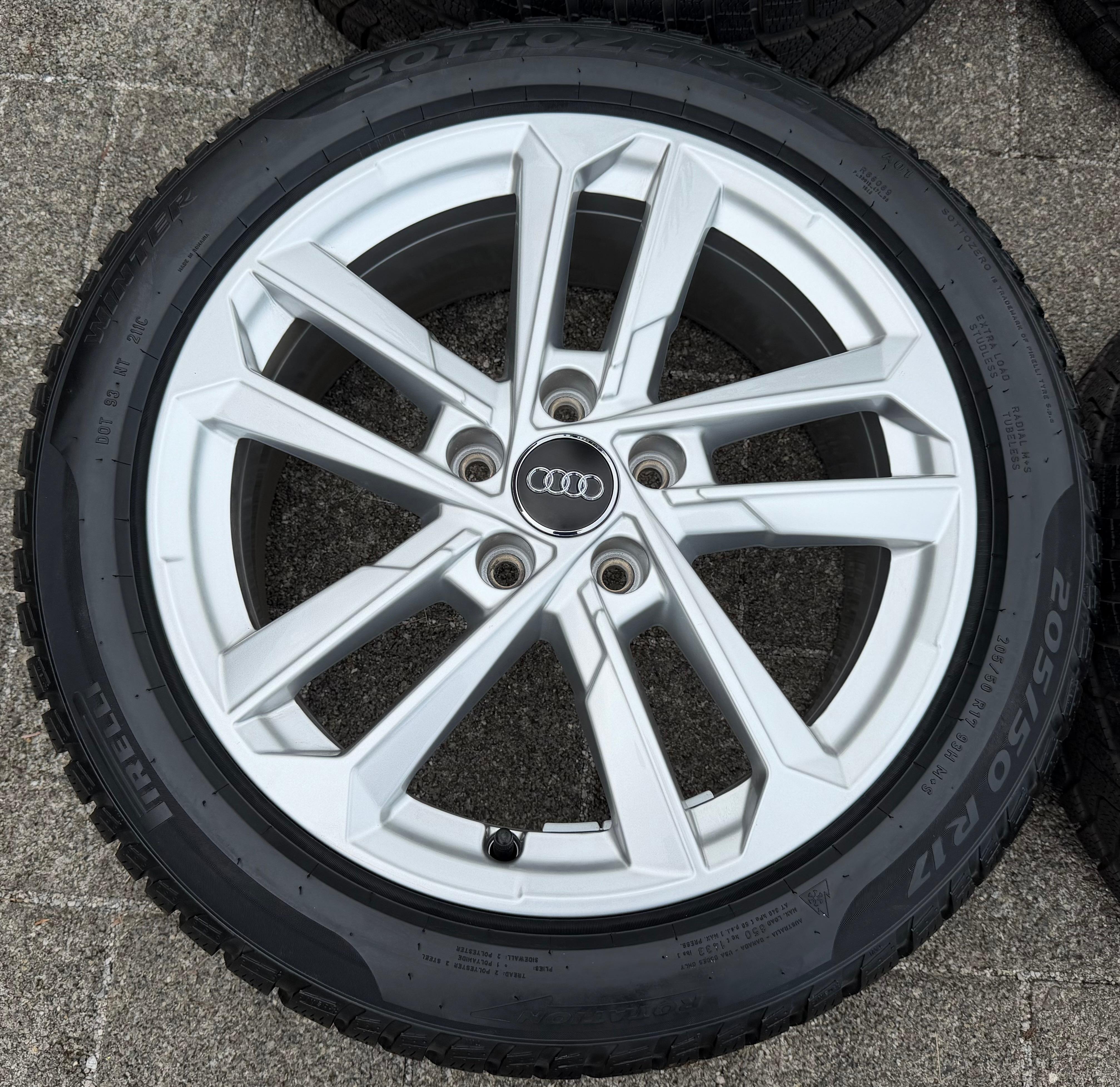 4 Original 17" Alu Winterräder Audi A3 S3 8Y 8Y0601025L 205/50R17 93H Pirelli